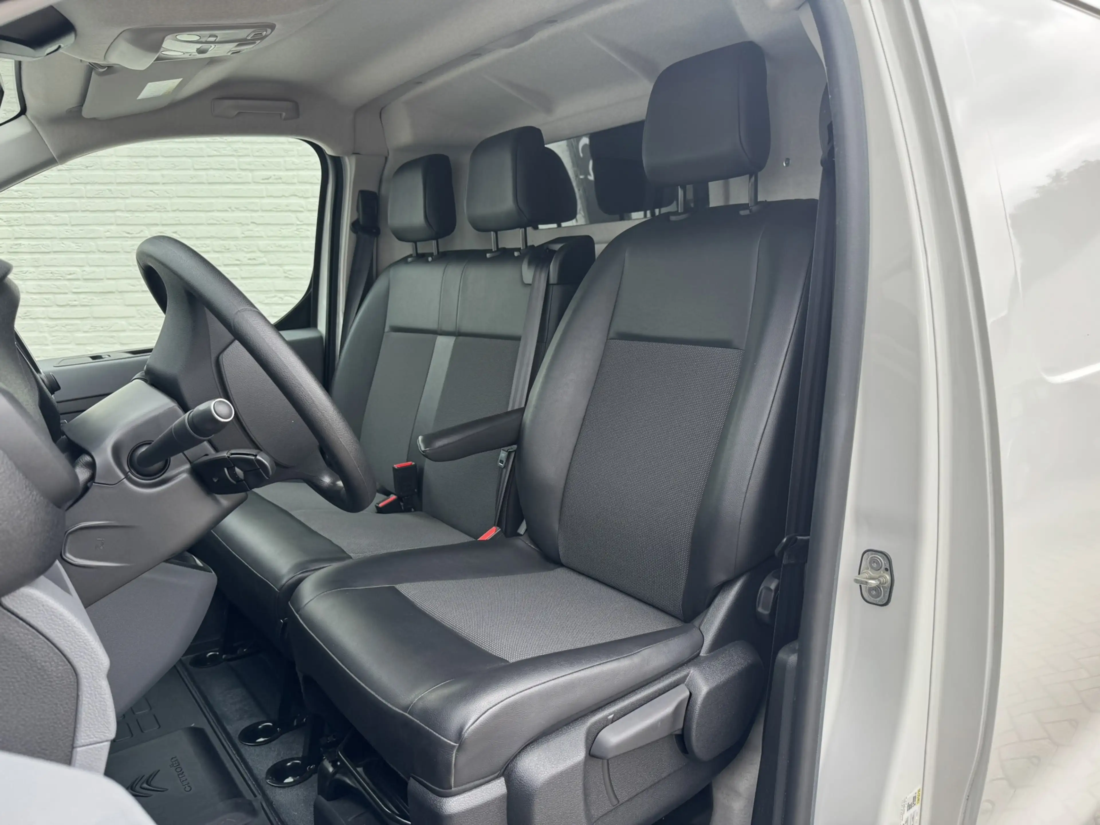 Citroen Jumpy 2.0 BlueHDI 120 M Club Trekhaak Navigatie Airco Ca — photo 4