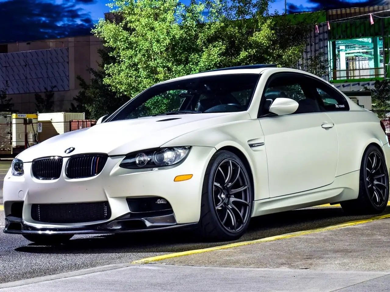 BMW M3 снимка BMW M3