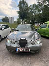 2.7 Twin Turbo Diesel Executive