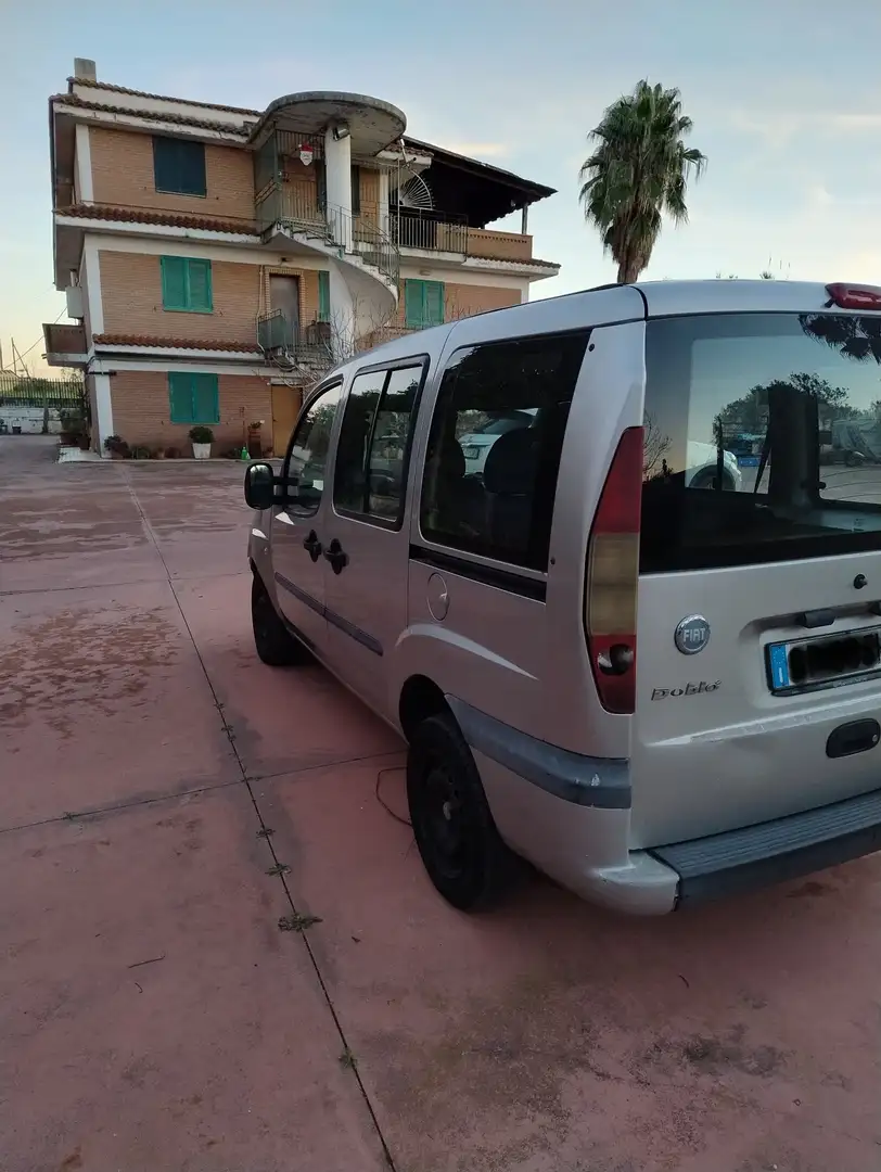 Fiat Doblo 1.9 jtd Dynamic 105cv Szürke - 2