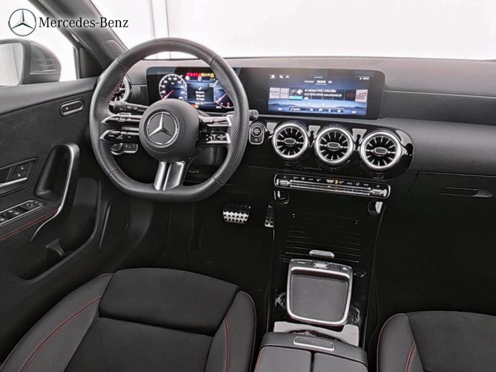 Mercedes-Benz A 220