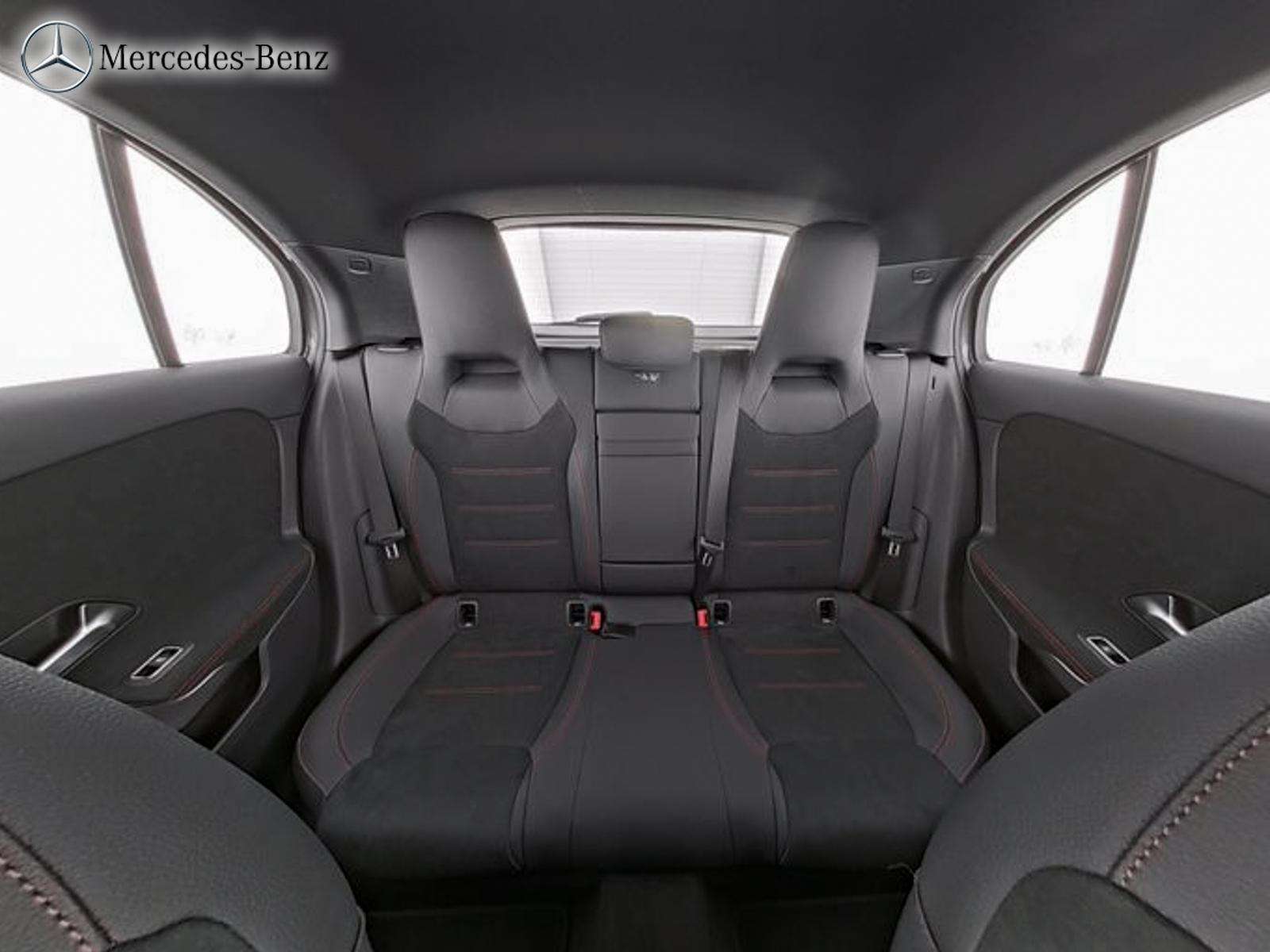 Mercedes-Benz A 220