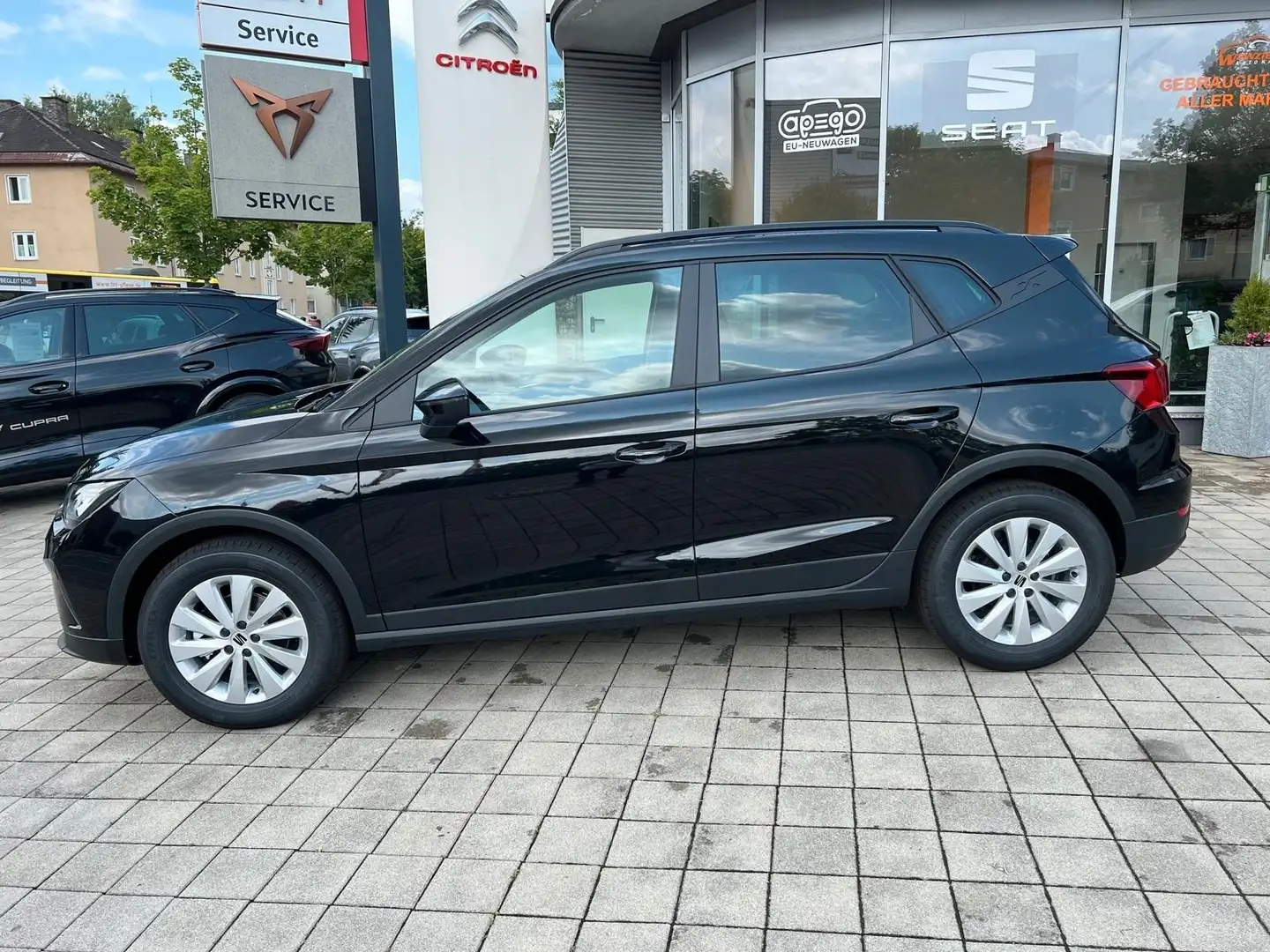 SEAT Arona 1,0 Tsi Ref Garantie AH-abnehmbar Schwarz - 2