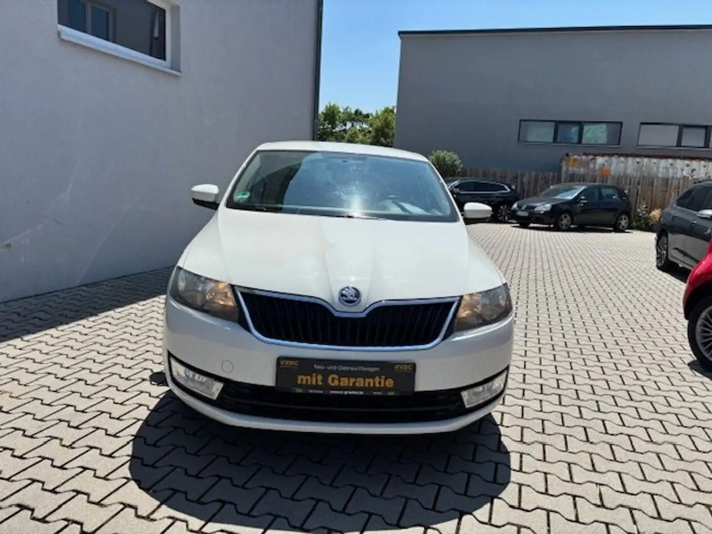Skoda Rapid/Spaceback Ambition Sitzheizung Klimaautomatik TÜV NEU Bianco - 2
