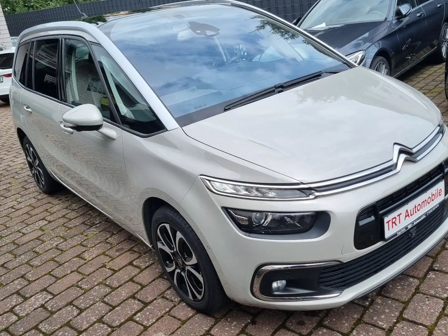 Citroen Grand C4 SpaceTourer Sondermodell Shine Top Ausstattung Insp.TÜV neu Beige - 1
