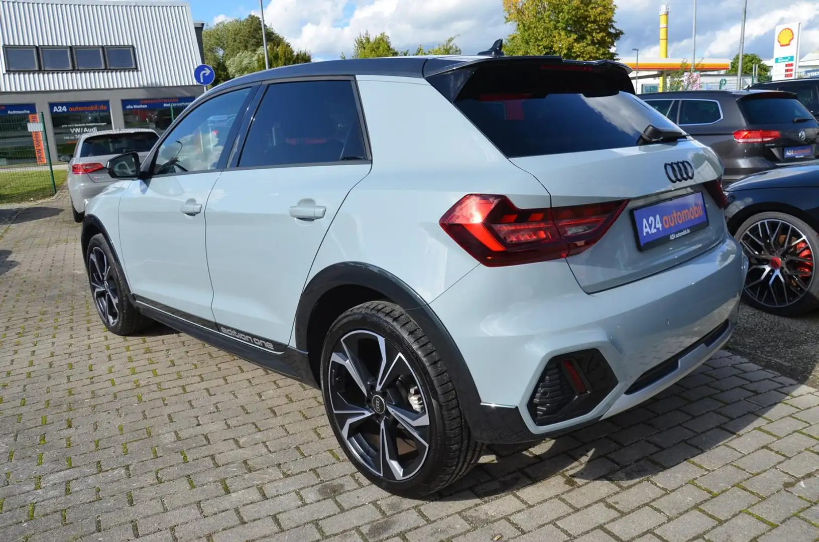 Audi A1 30 citycarver 1.0.TFSI edition one S line LED App Grau - 2