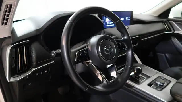 Mazda CX-60 view 4