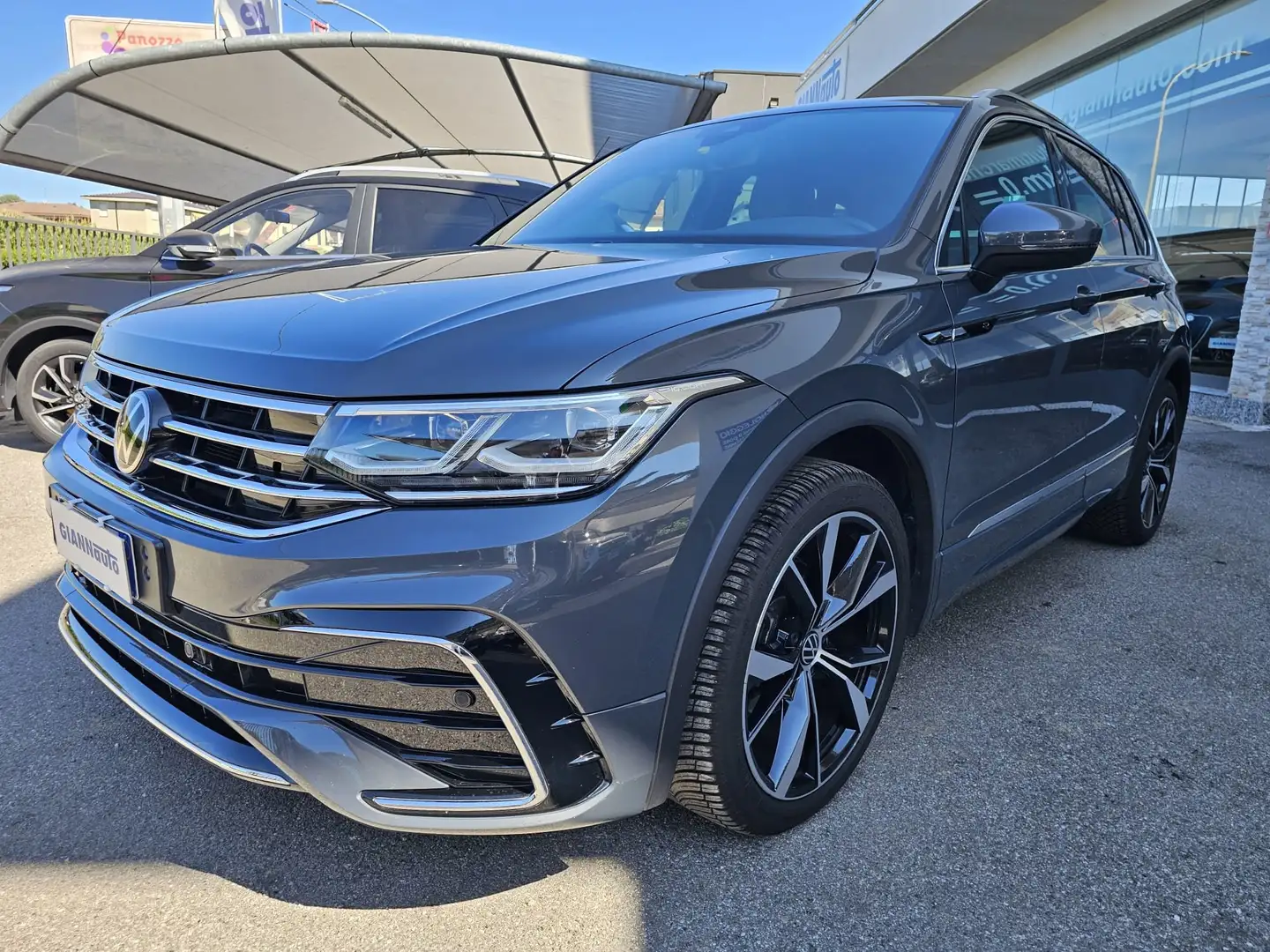 Volkswagen Tiguan 1.5 tsi R-Line 150cv dsg Gris - 1