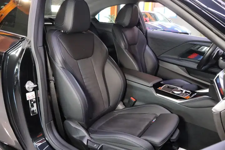 BMW Serie 2 2023, foto 18