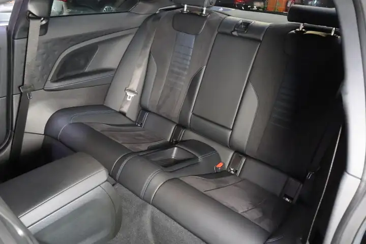 BMW Serie 2 2023, foto 21