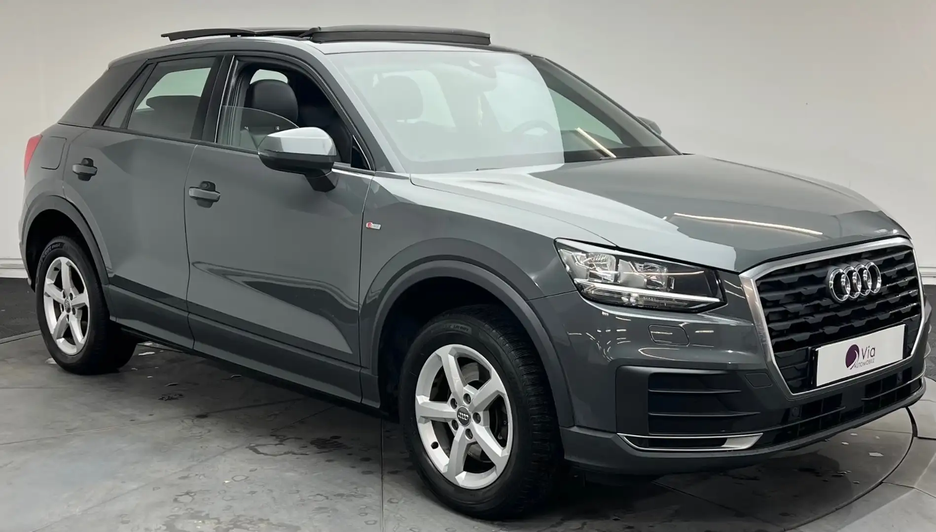 Audi Q2 1.6 TDI 116 ch BVM6 - S line - Suivi complet - sièges chauffants Gris - 2