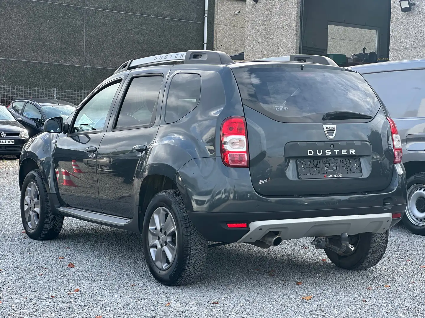 Dacia Duster Duster 1.5 dCi • 4x4 • Gris - 2