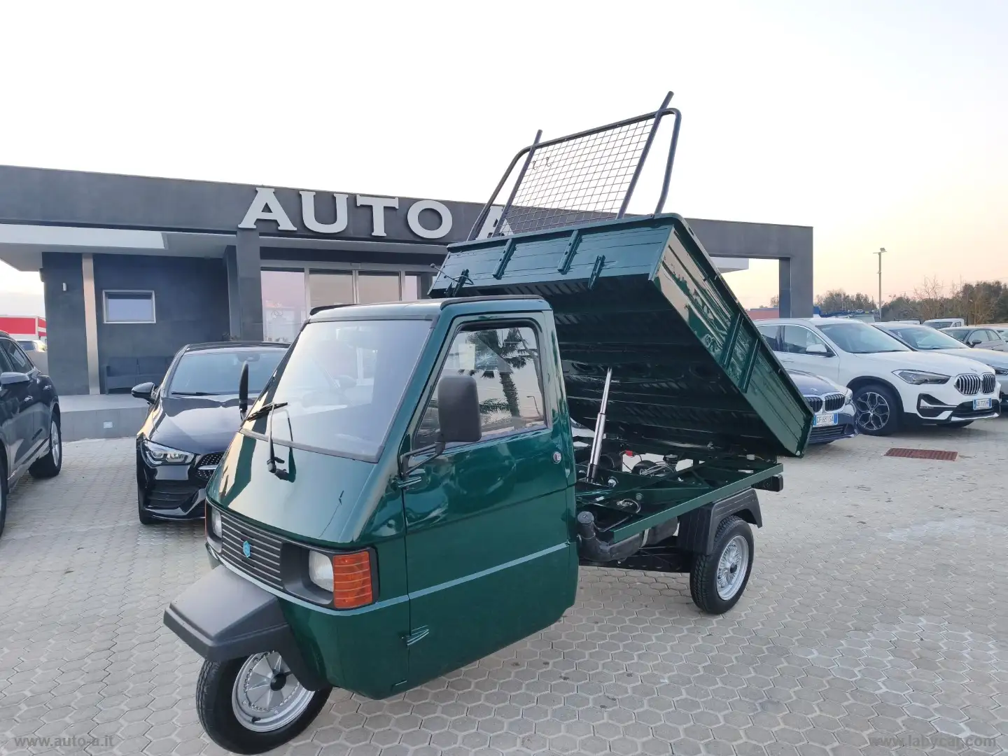Piaggio Ape APE 703 CASSONE RIBALTABILE Grün - 1