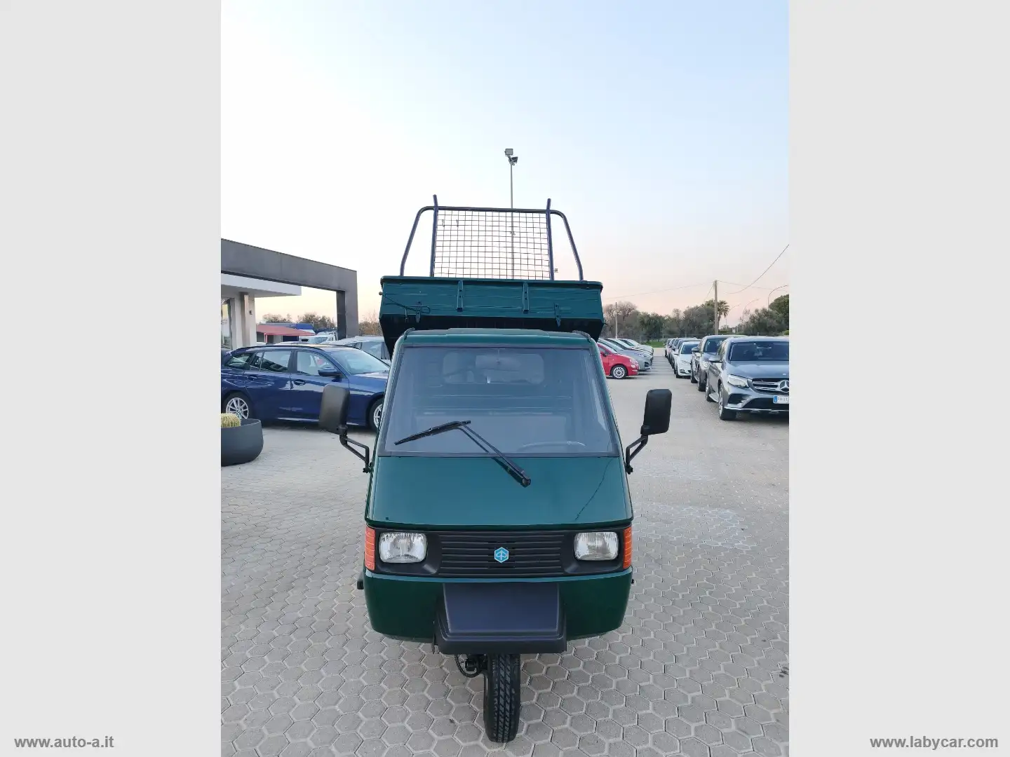 Piaggio Ape APE 703 CASSONE RIBALTABILE Grün - 2
