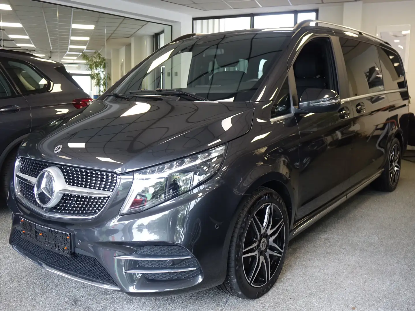 Mercedes-Benz V 250 Avantg. Edition 2023 lang +AMG+Sitzlüftung+AHK+ Gris - 2