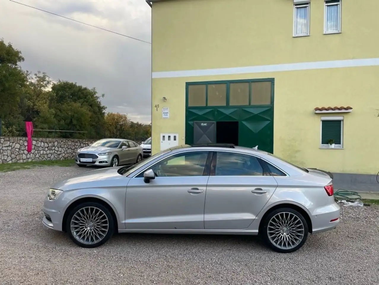 Audi A3 Sportback 1.6 TDI 105 DPF S line plus S 