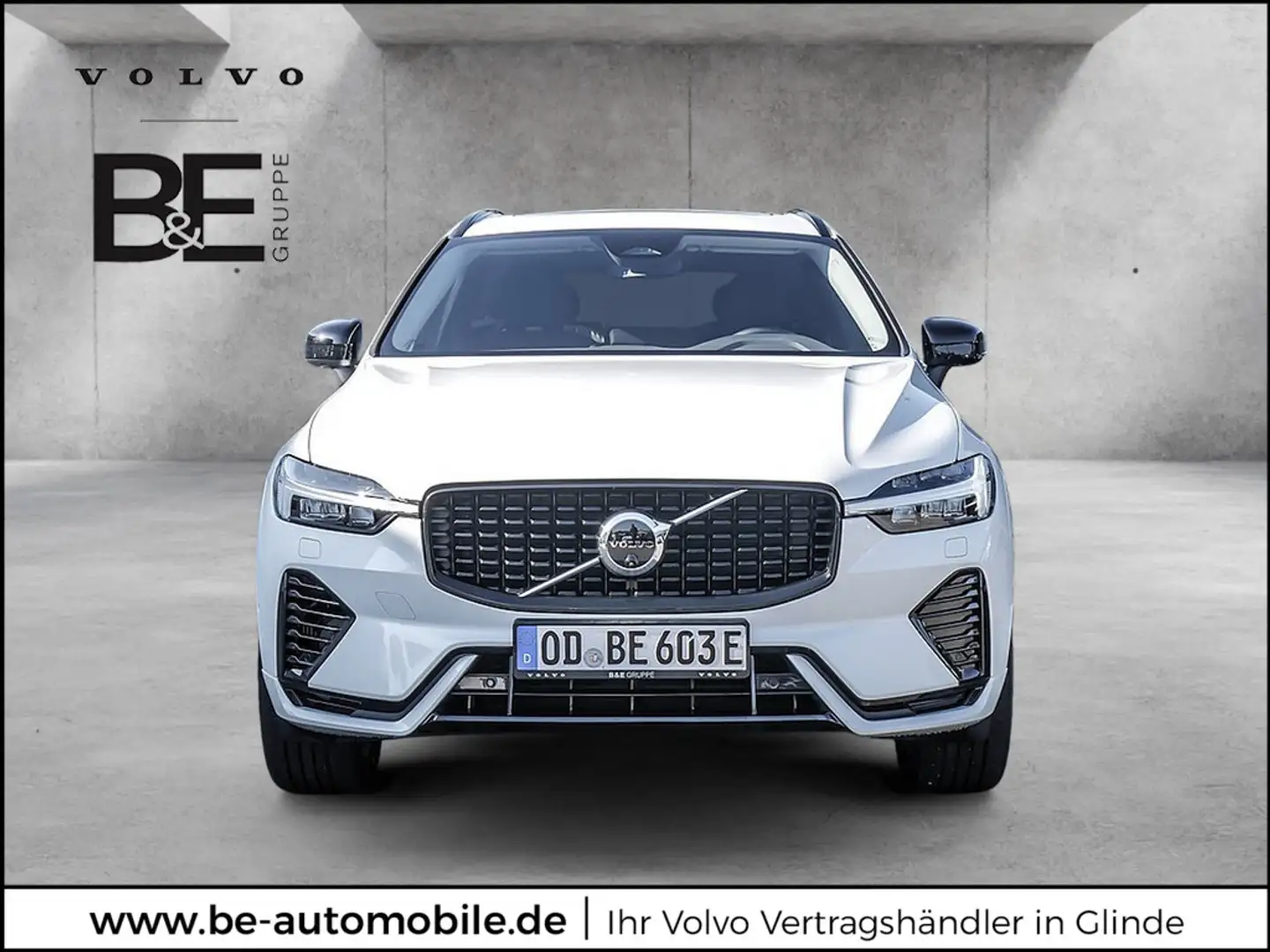 Volvo XC60 T6 Plus Dark Recharge Plug-In Hybrid AWD Weiß - 1