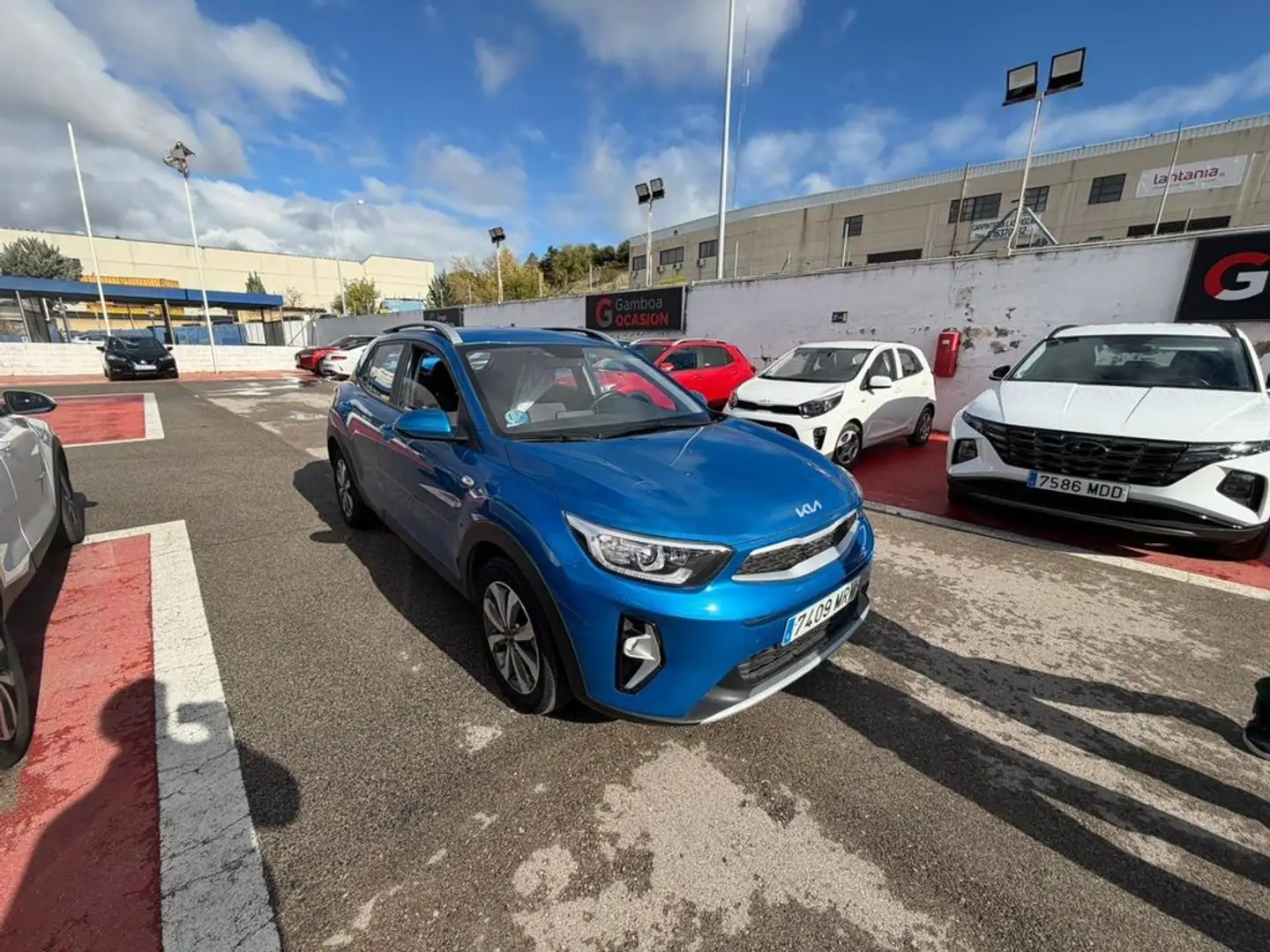 Kia Stonic 1.0 T-GDi 74kW (100CV) MHEV MT Concept Blau - 2
