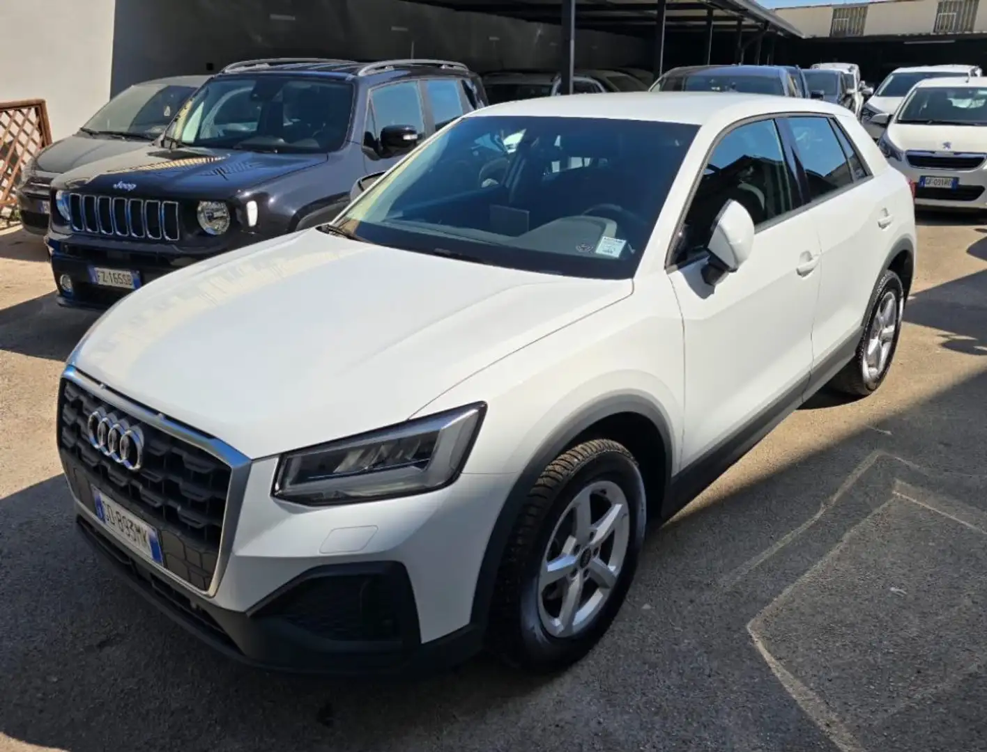 Audi Q2 35 TFSI S tronic Bianco - 2