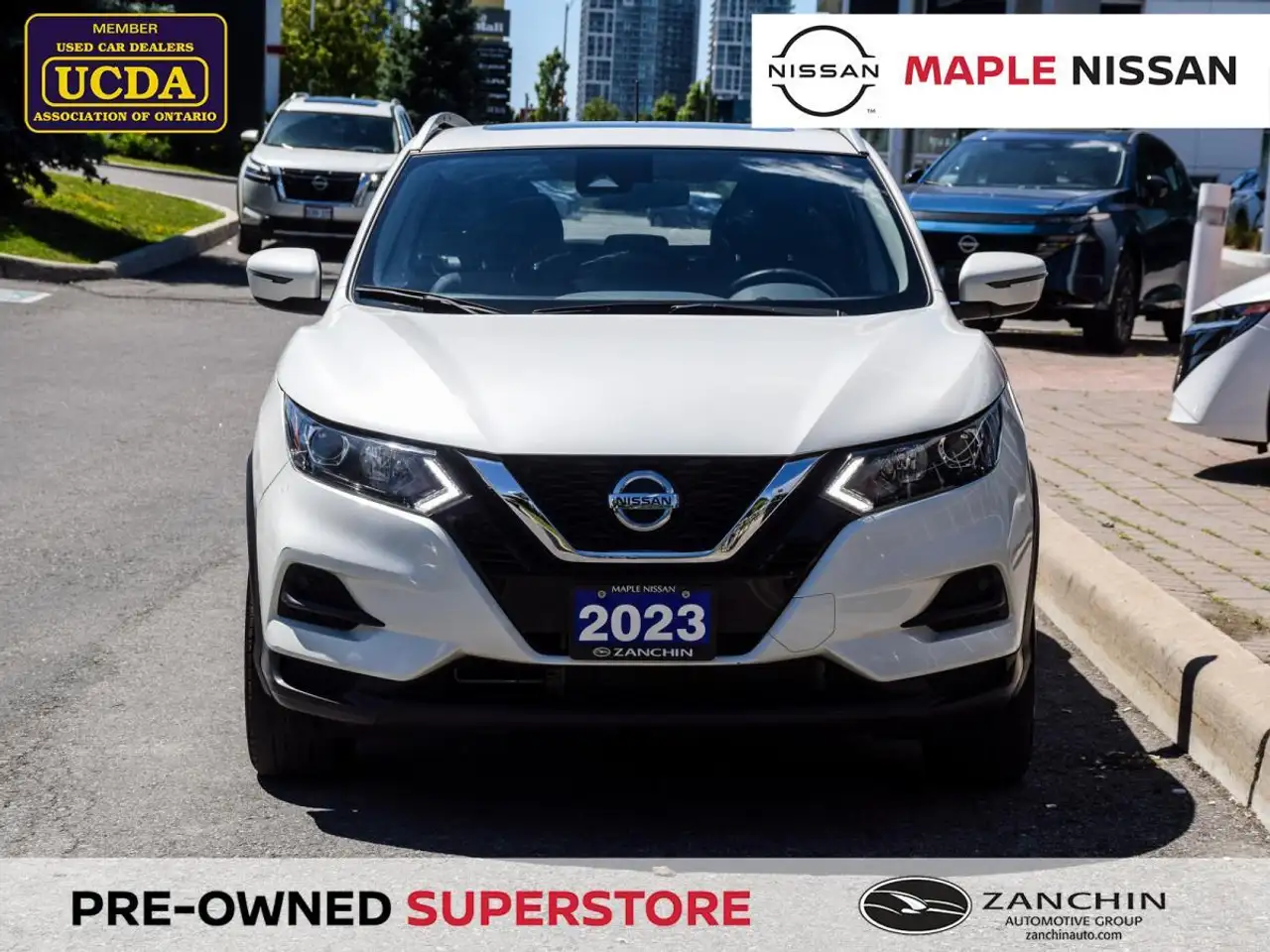 Nissan Qashqai снимка Nissan Qashqai