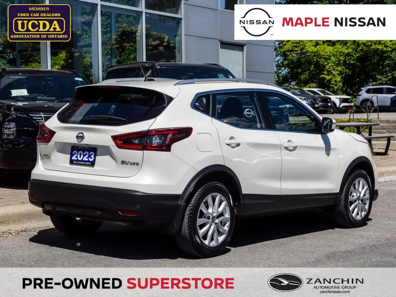 Nissan Qashqai снимка Nissan Qashqai