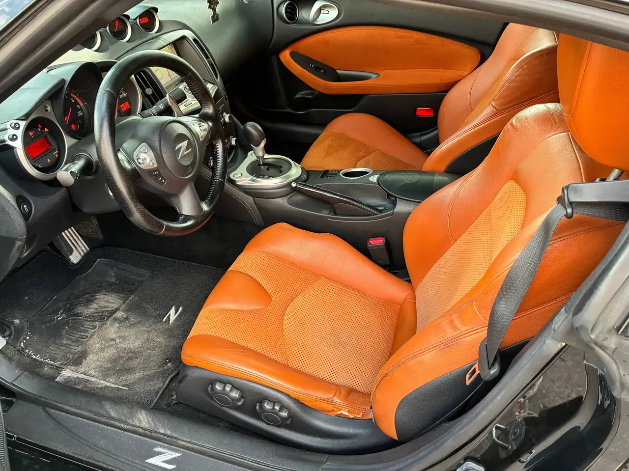 Nissan 370Z photo Nissan 370Z