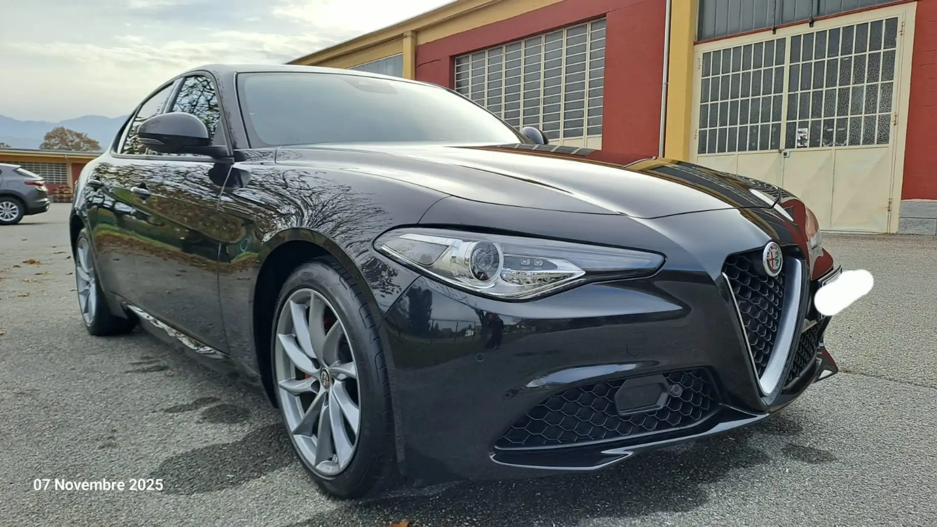 Alfa Romeo Giulia 2.2 t Rosso Edizione 160cv auto - 1