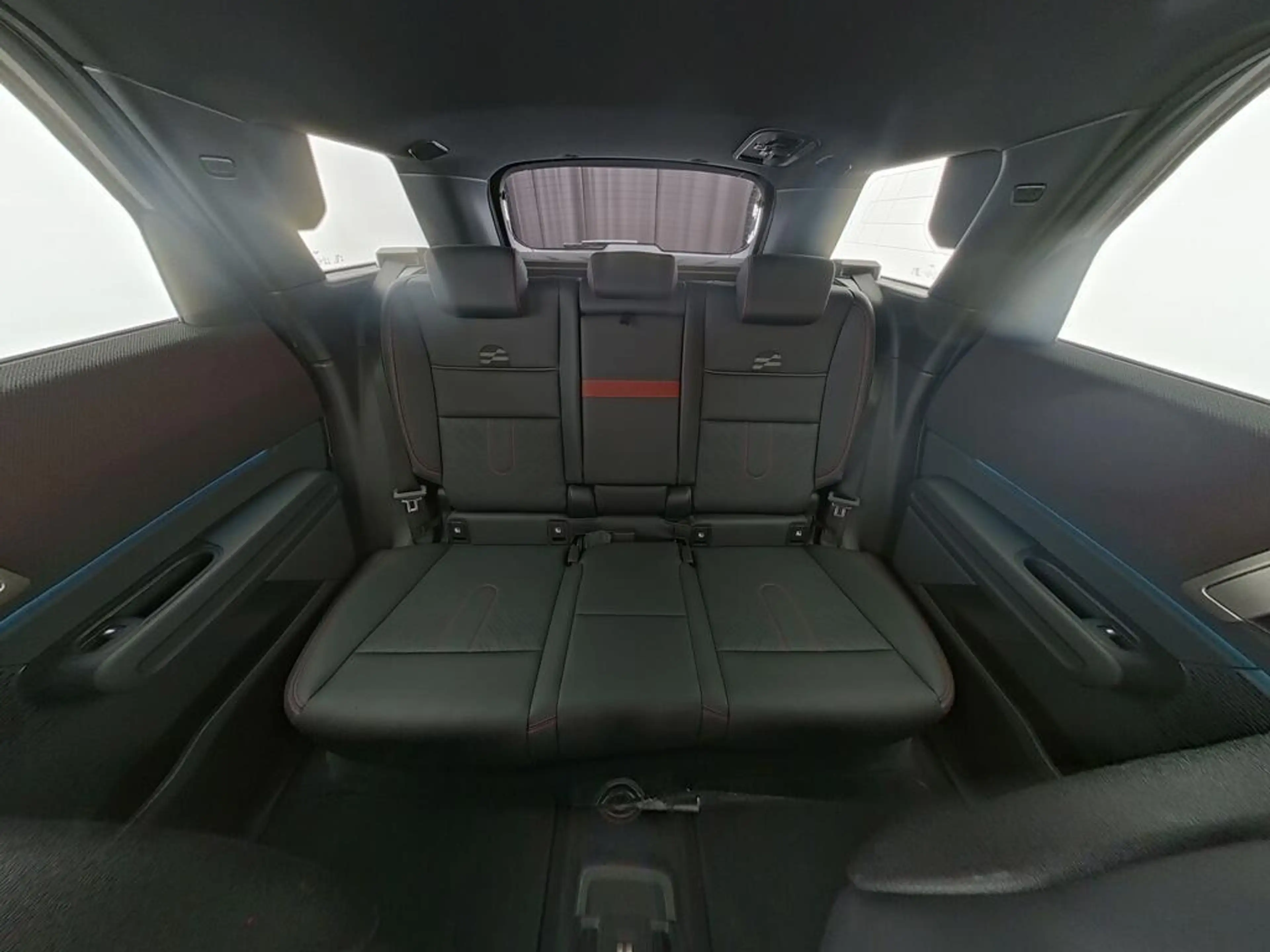 MINI Countryman E | Pakket M + John Cooper Works Uitvoering — photo 10