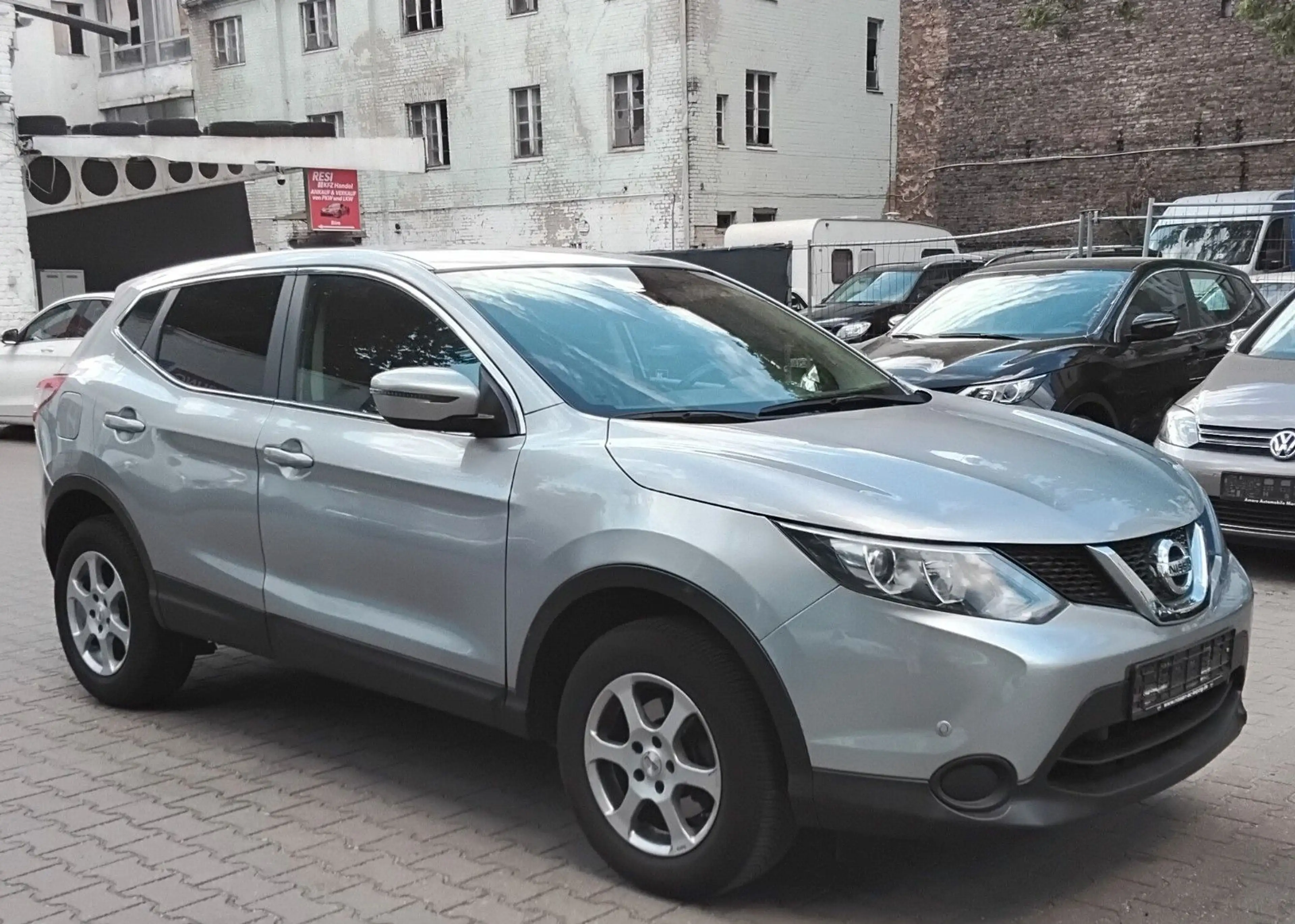 Nissan Qashqai Visia. Neuer Tüv — photo 3