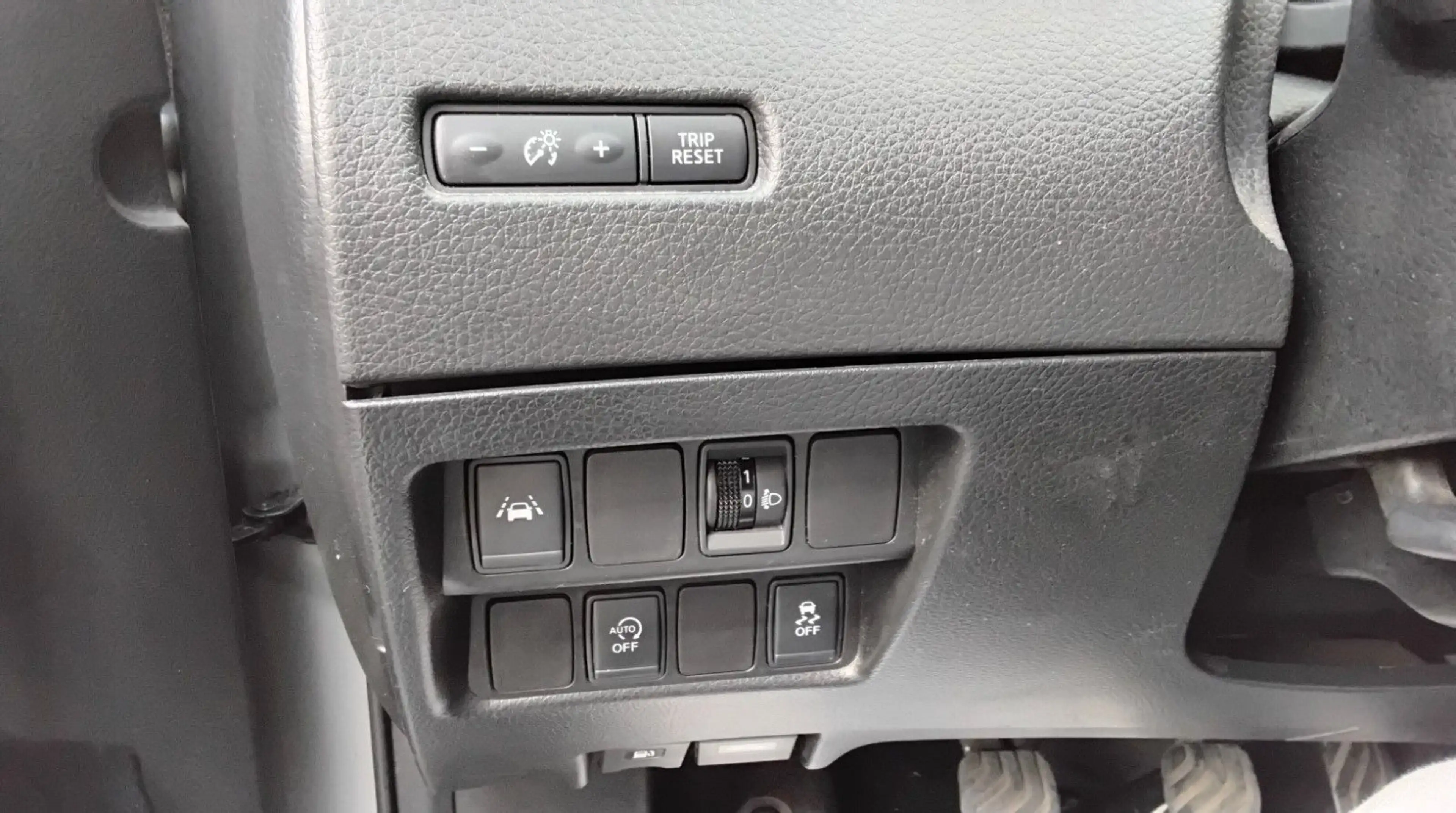 Nissan Qashqai Visia. Neuer Tüv — photo 11