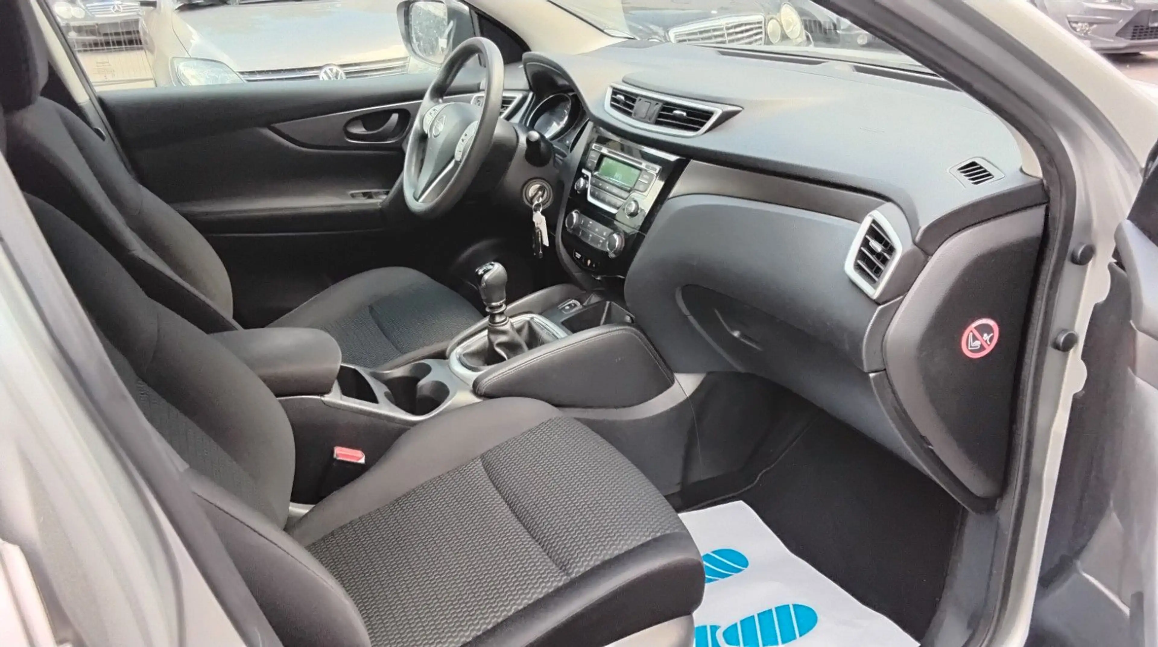 Nissan Qashqai Visia. Neuer Tüv — photo 9