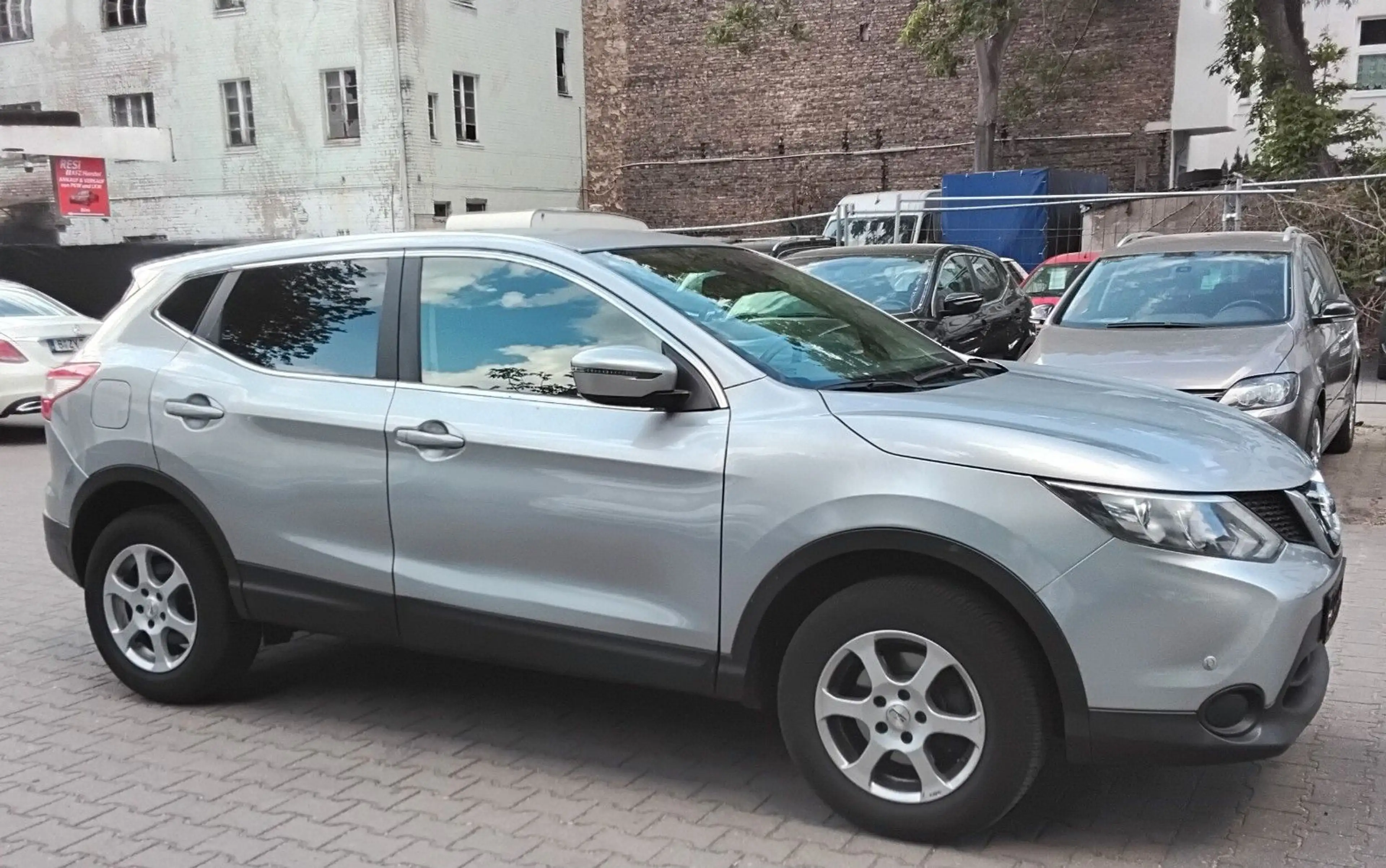 Nissan Qashqai Visia. Neuer Tüv — photo 4