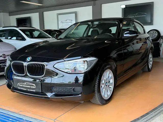 BMW 114 i 1. Hand / Klima / PDC / Scheckheft