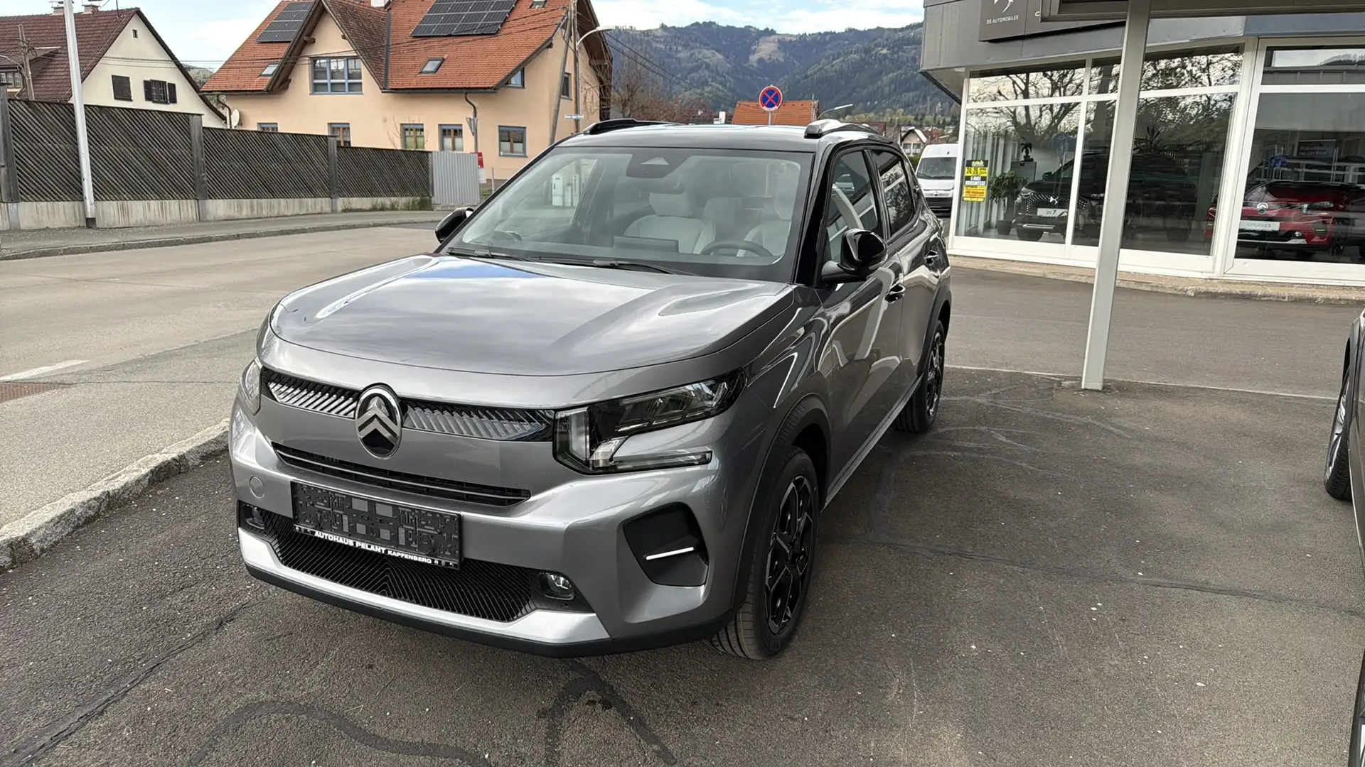 Citroen C3 Hybrid 110 MAX Grau - 1