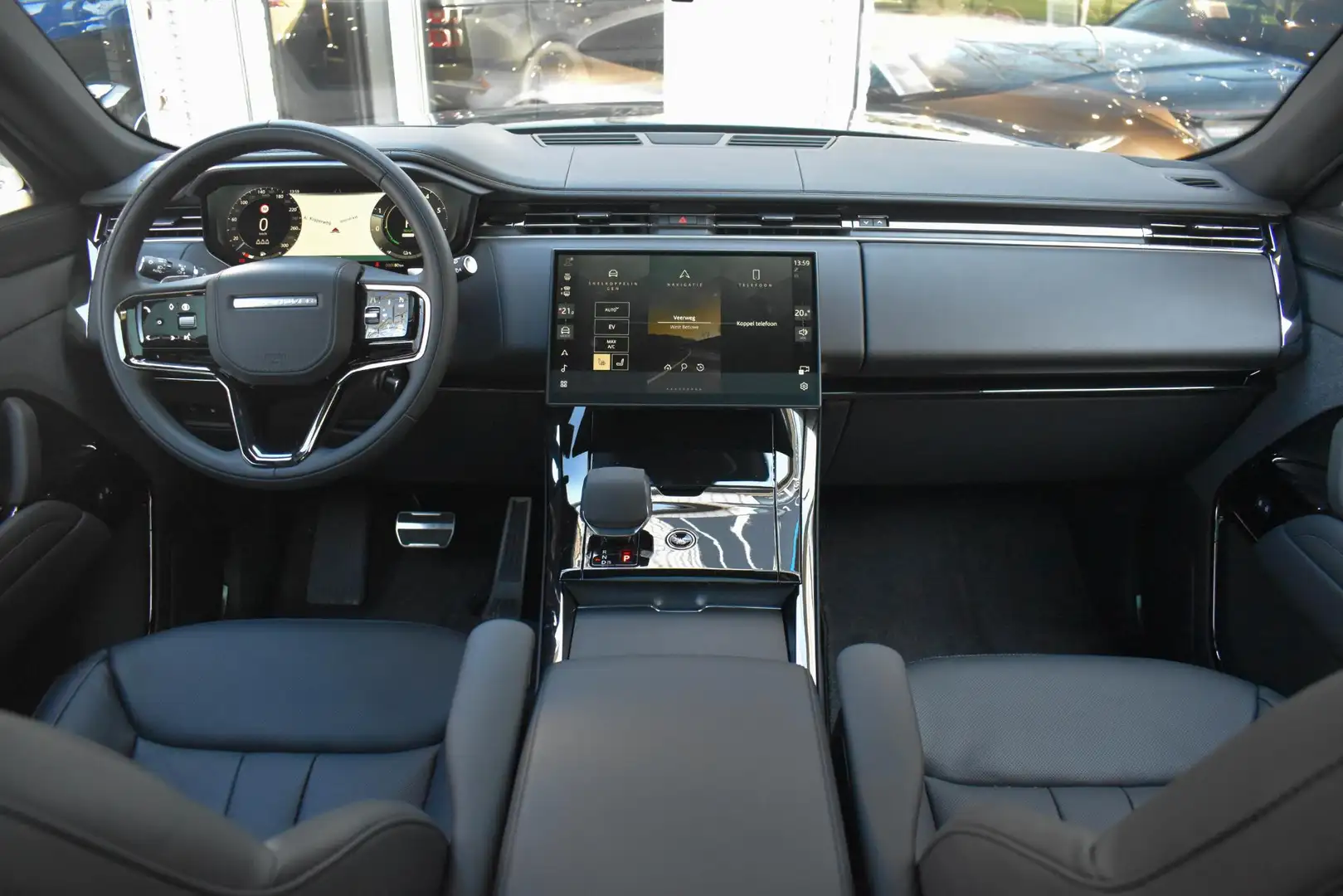 Land Rover Range Rover Sport 3.0 P460e Dynamic HSE PHEV Black Pack 23" Trekhaak Zwart - 2