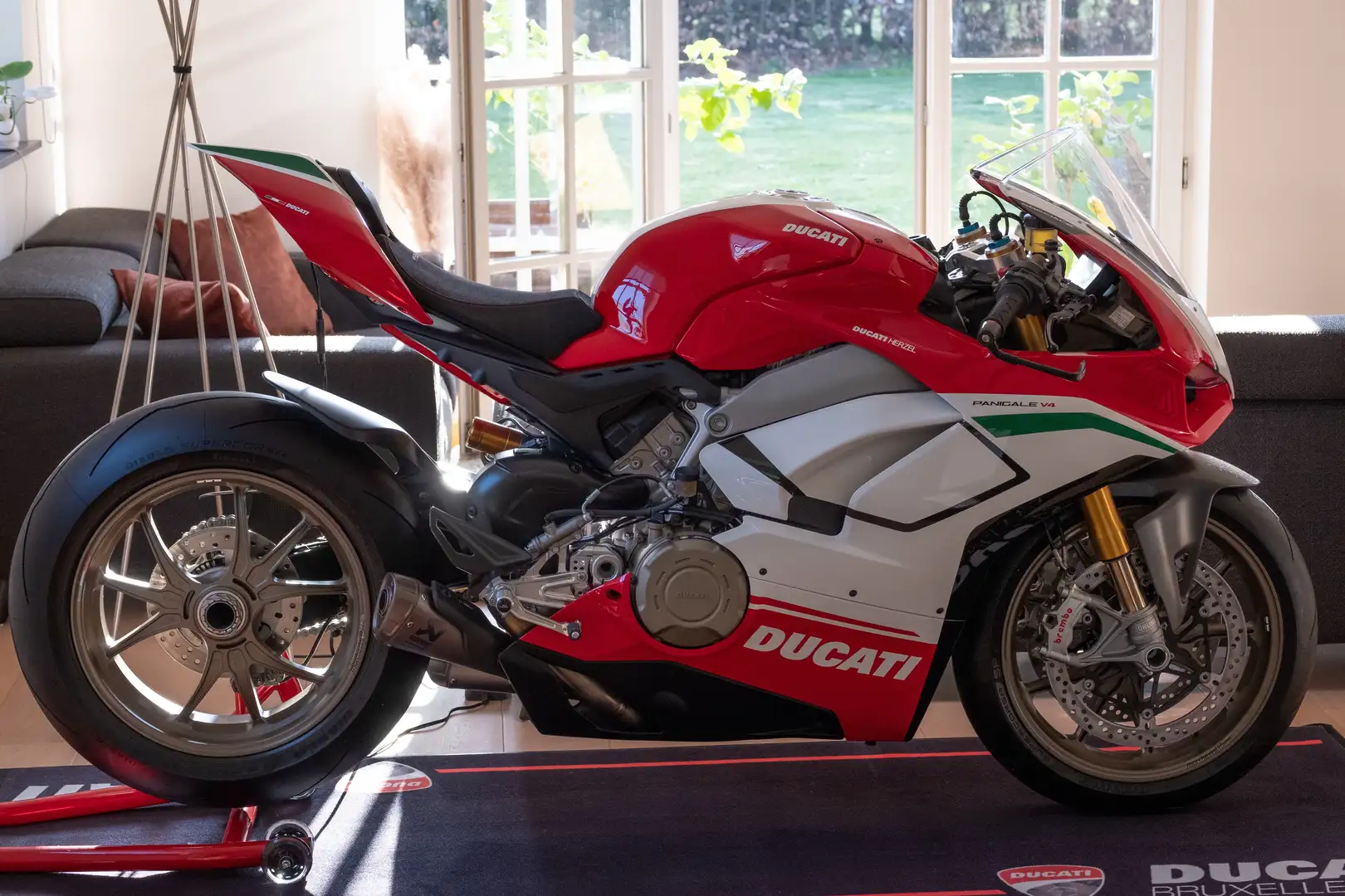 Ducati Panigale V4 Speciale Rood - 1