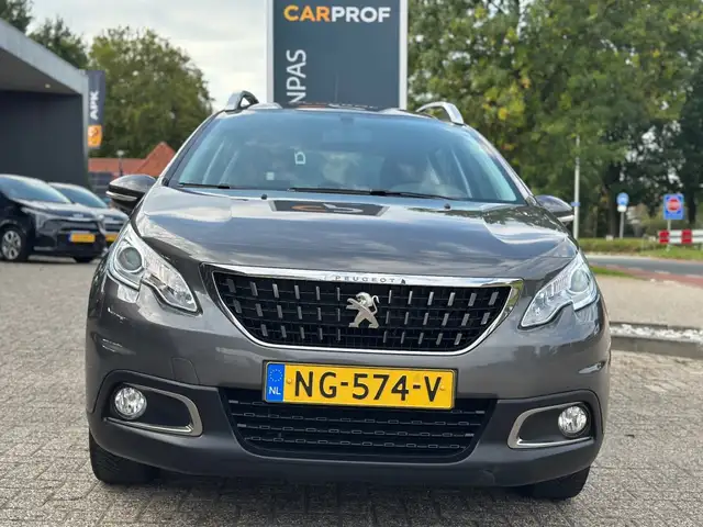 Peugeot 2008 view 8