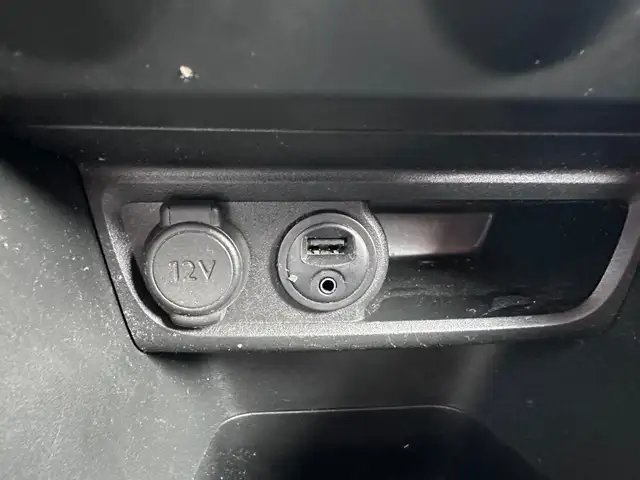 Peugeot 2008 view 24
