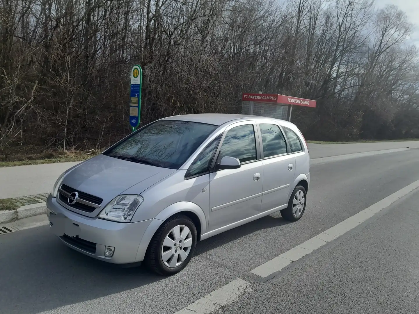 Opel Meriva 1.6 16V Cosmo-AHK Silber - 2