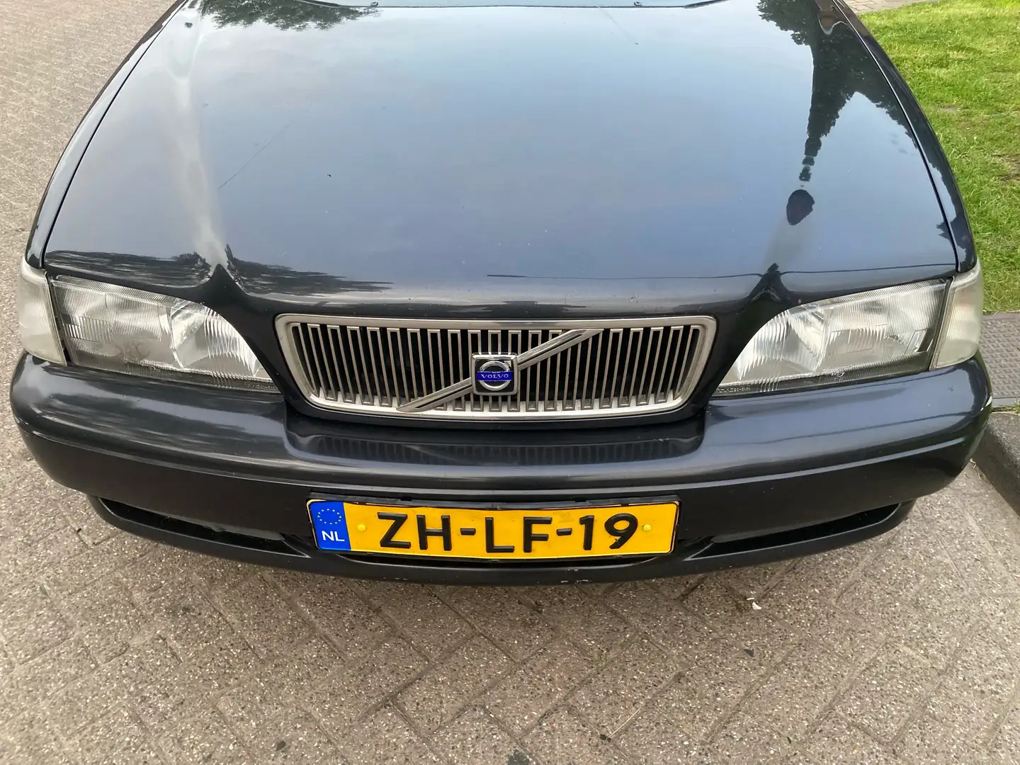 Volvo V70 2.5 140PK LPG-G3 Gris - 2