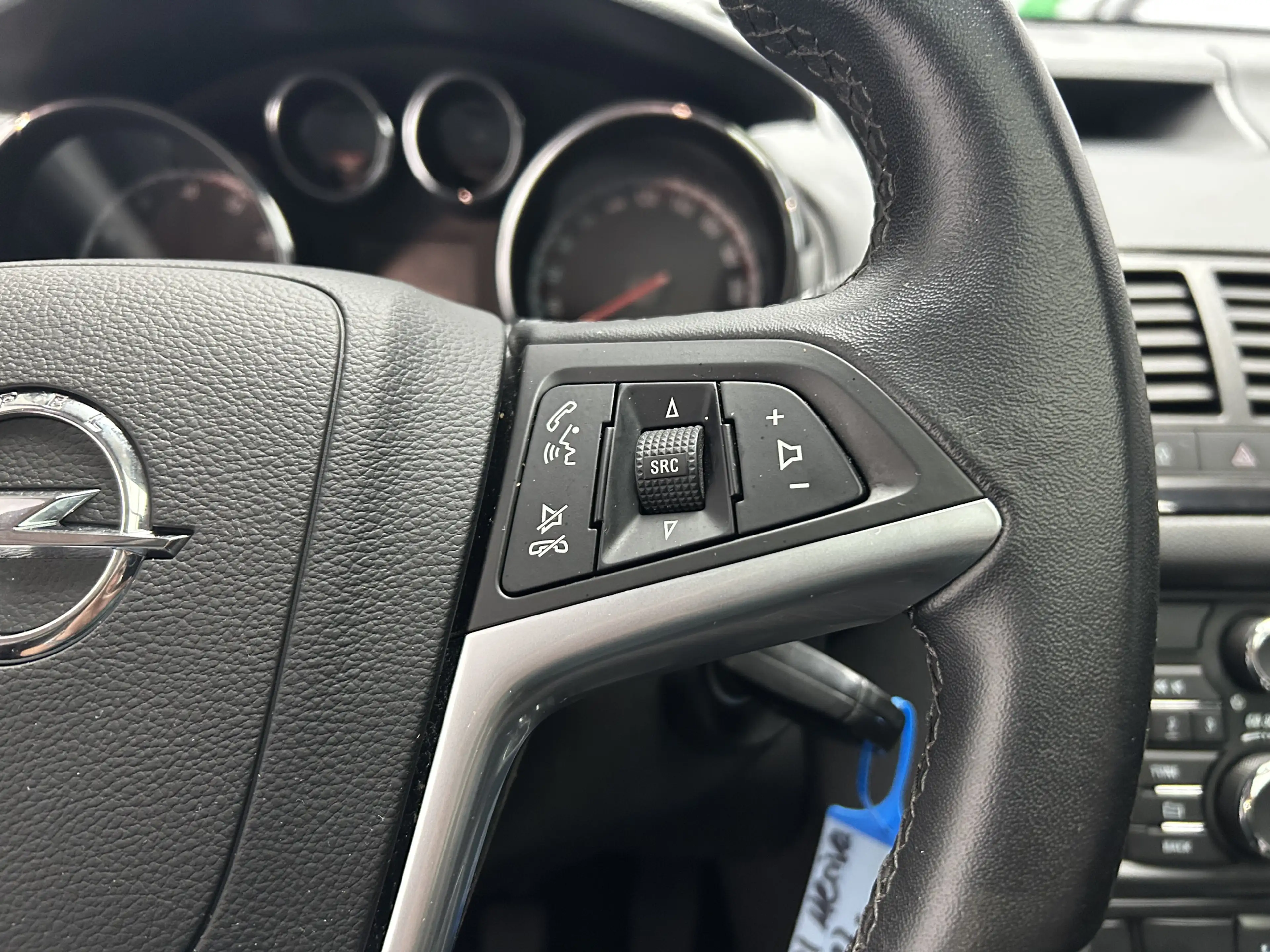 Opel Meriva Design Edition ecoFLEX Pano PDC Ambiente — photo 13