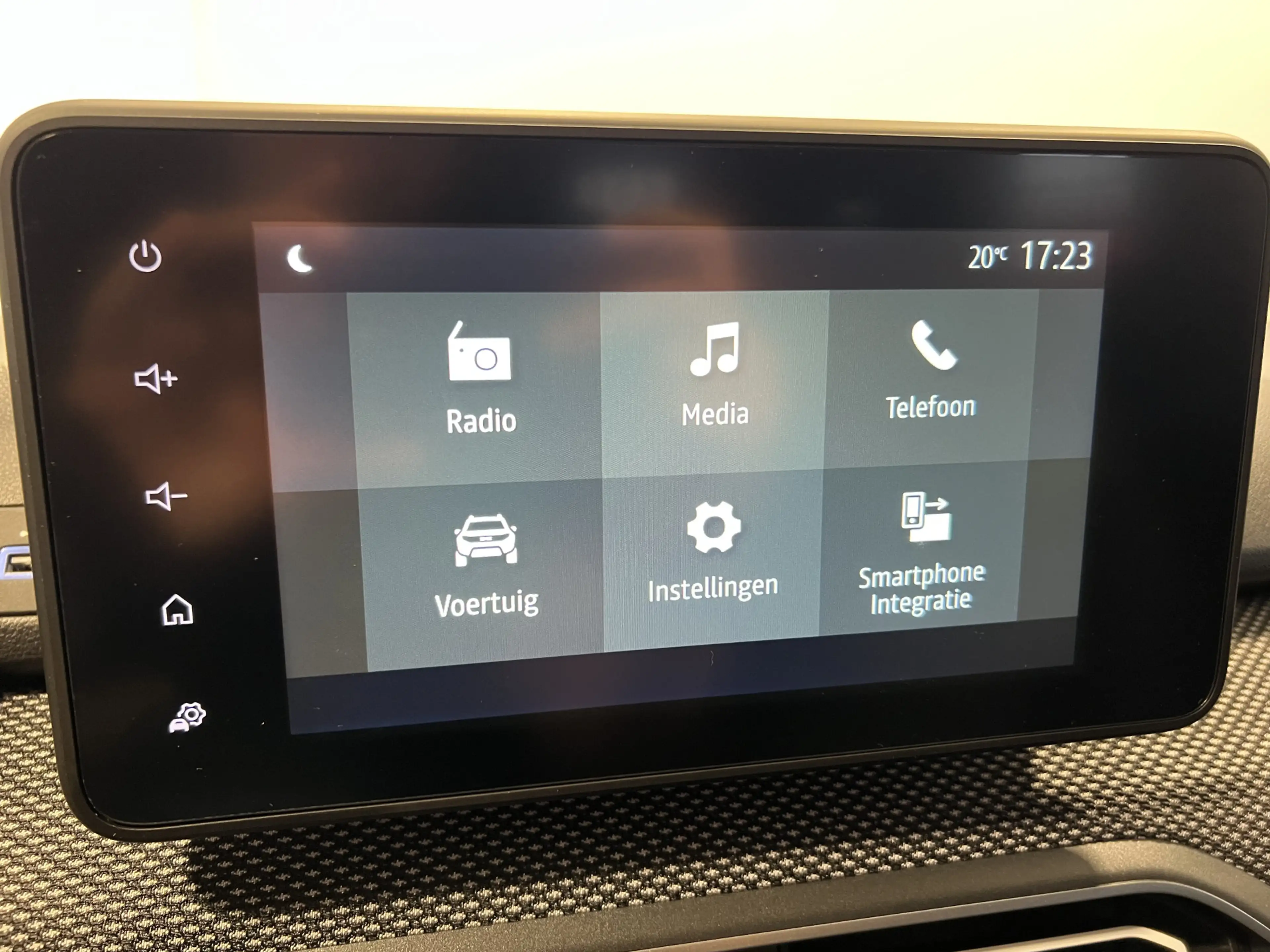 Dacia Jogger 1.0 TCe 110 Expression 7pers. | Android/Apple Carp — photo 20