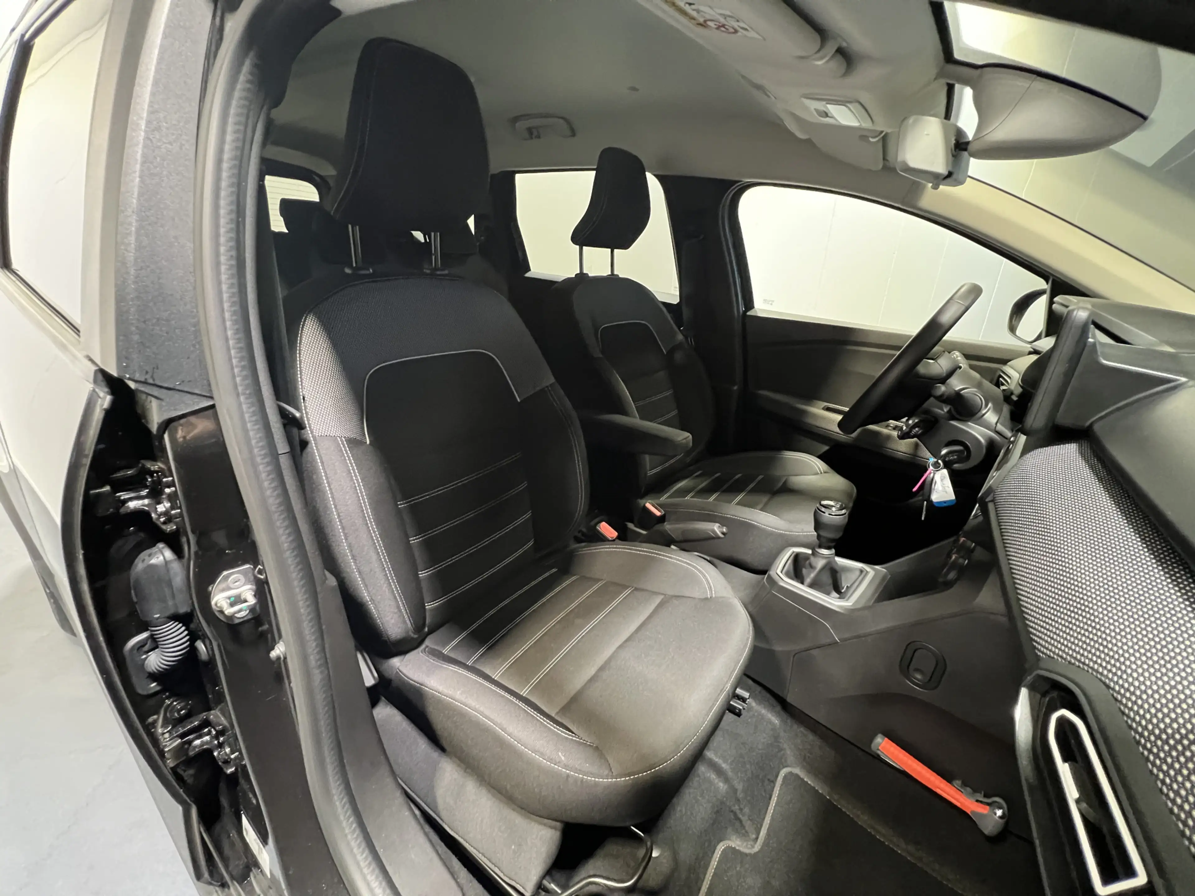 Dacia Jogger 1.0 TCe 110 Expression 7pers. | Android/Apple Carp — photo 26