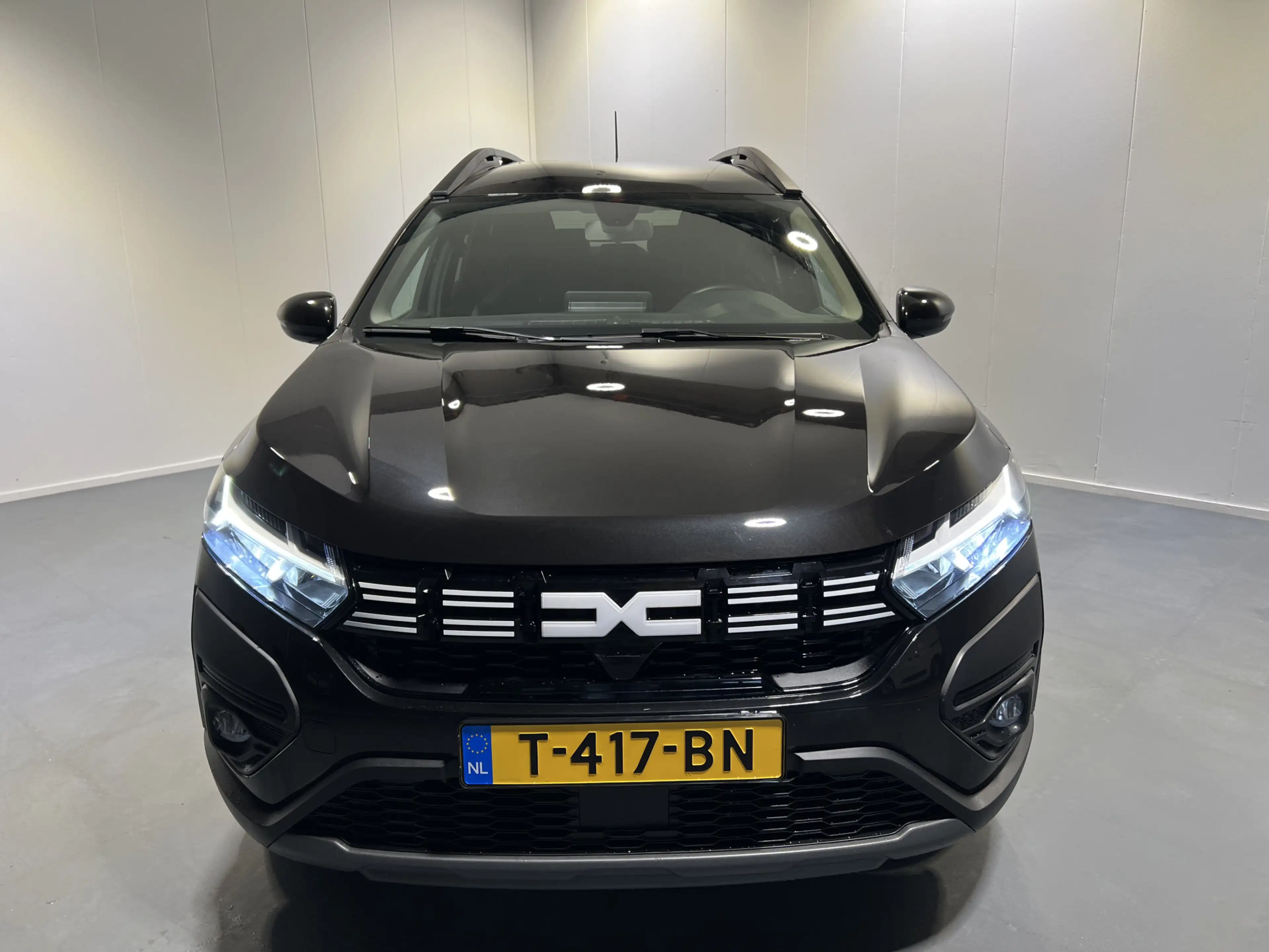 Dacia Jogger 1.0 TCe 110 Expression 7pers. | Android/Apple Carp — photo 12