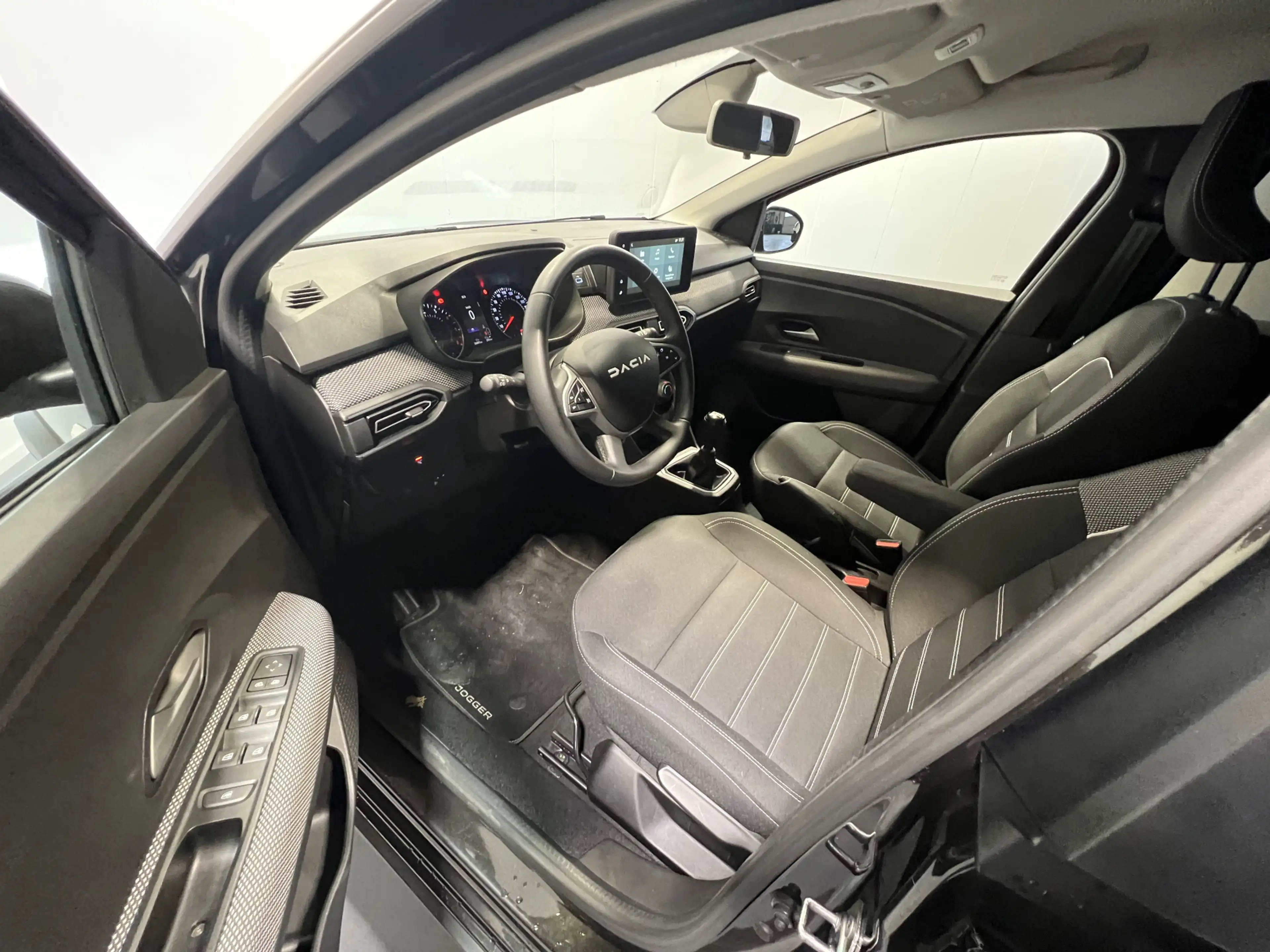 Dacia Jogger 1.0 TCe 110 Expression 7pers. | Android/Apple Carp — photo 6