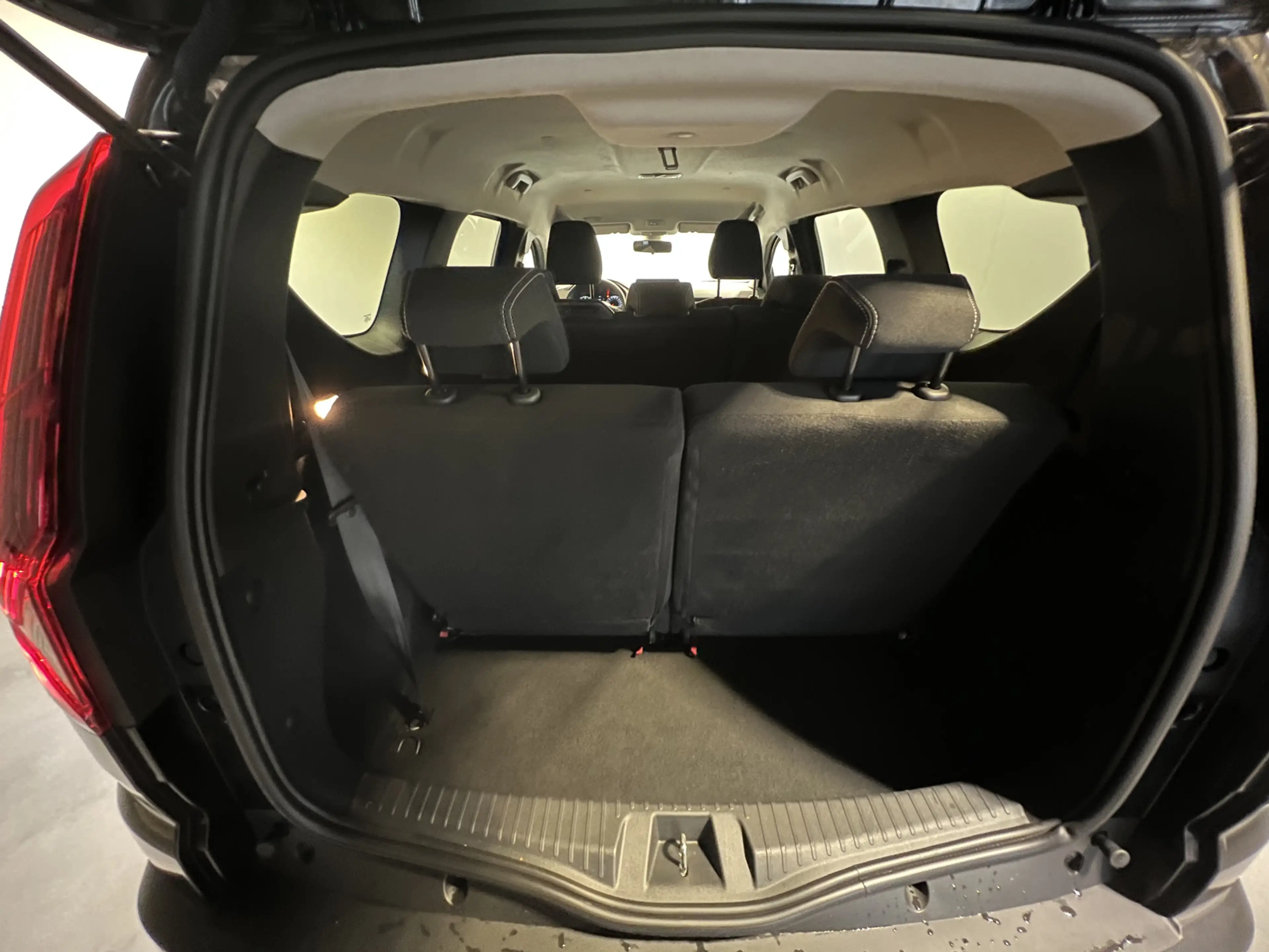 Dacia Jogger 1.0 TCe 110 Expression 7pers. | Android/Apple Carp — photo 10