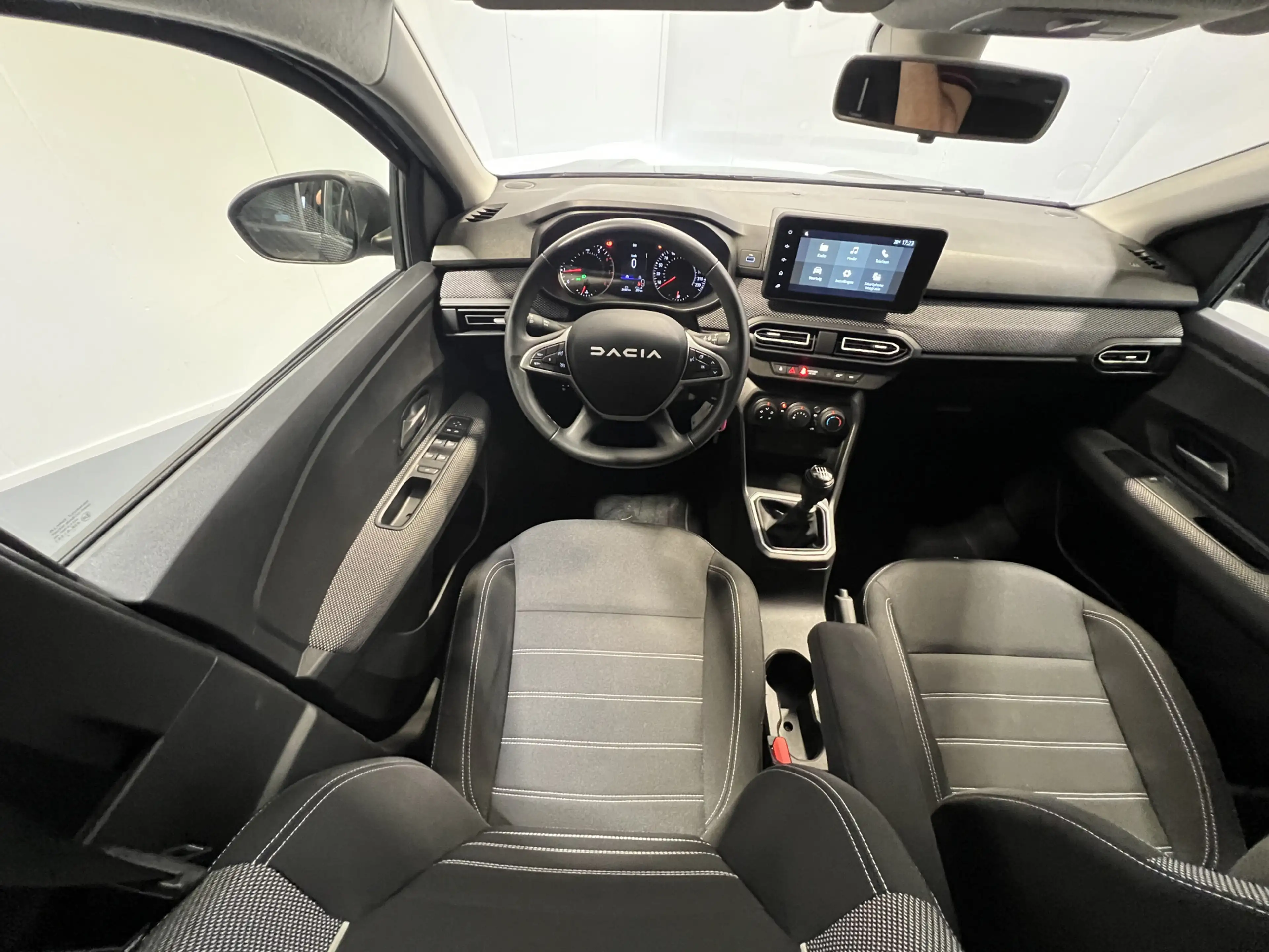 Dacia Jogger 1.0 TCe 110 Expression 7pers. | Android/Apple Carp — photo 28