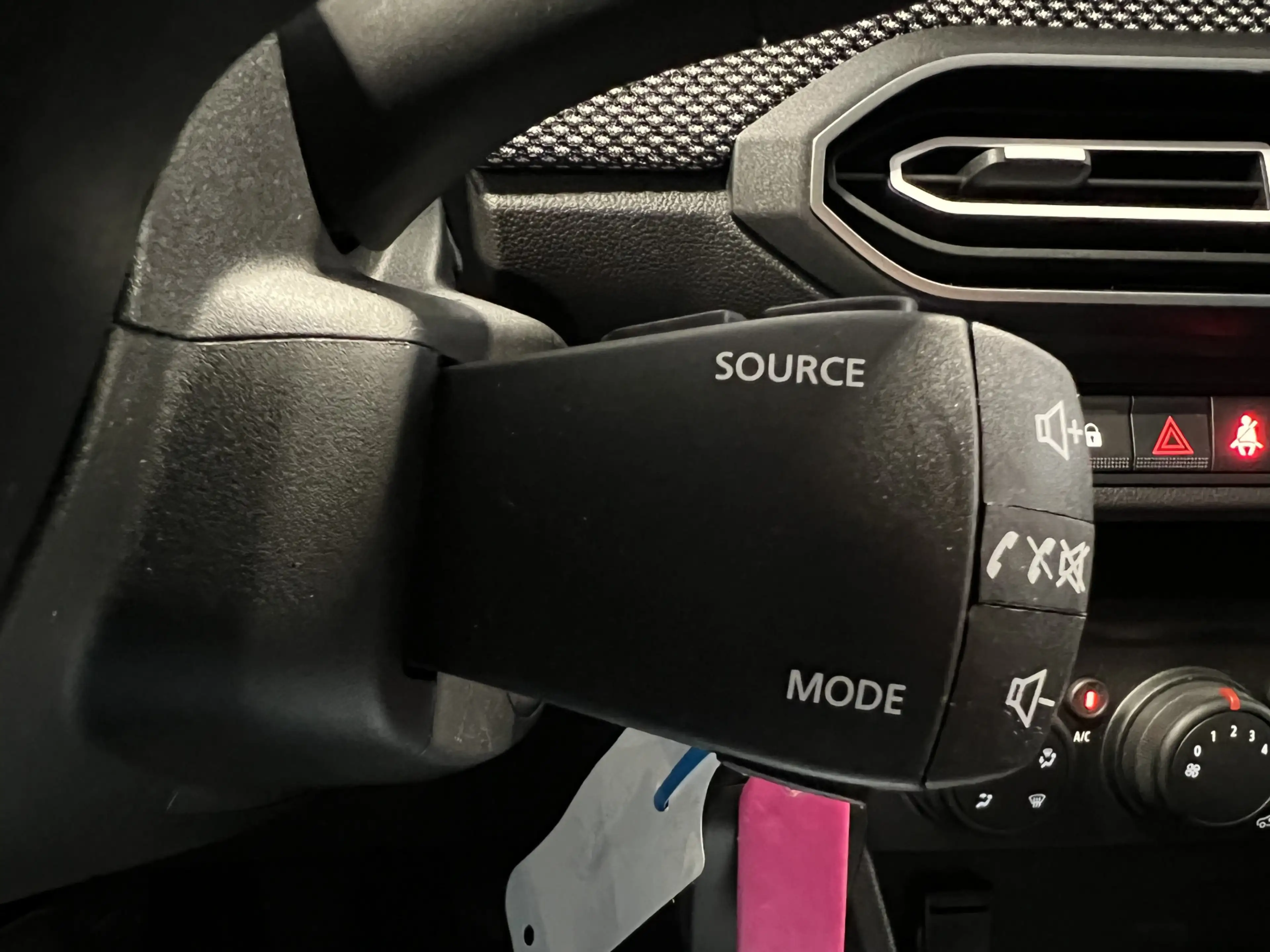 Dacia Jogger 1.0 TCe 110 Expression 7pers. | Android/Apple Carp — photo 14