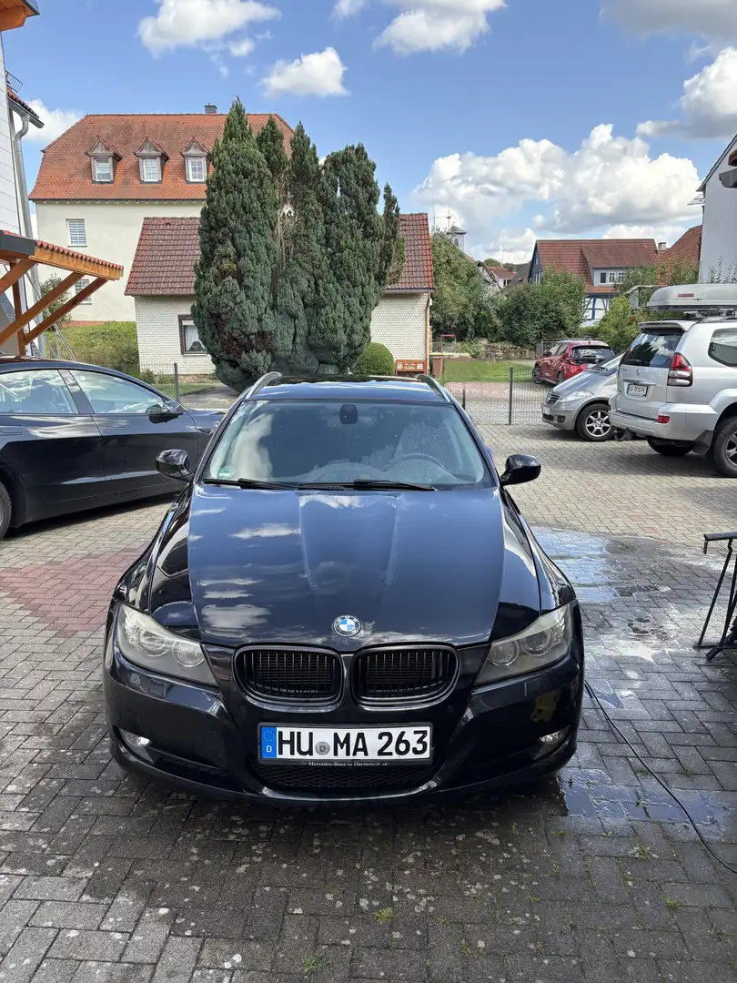 BMW 320 d DPF Touring Aut. Edition Lifestyle xDrive - 2