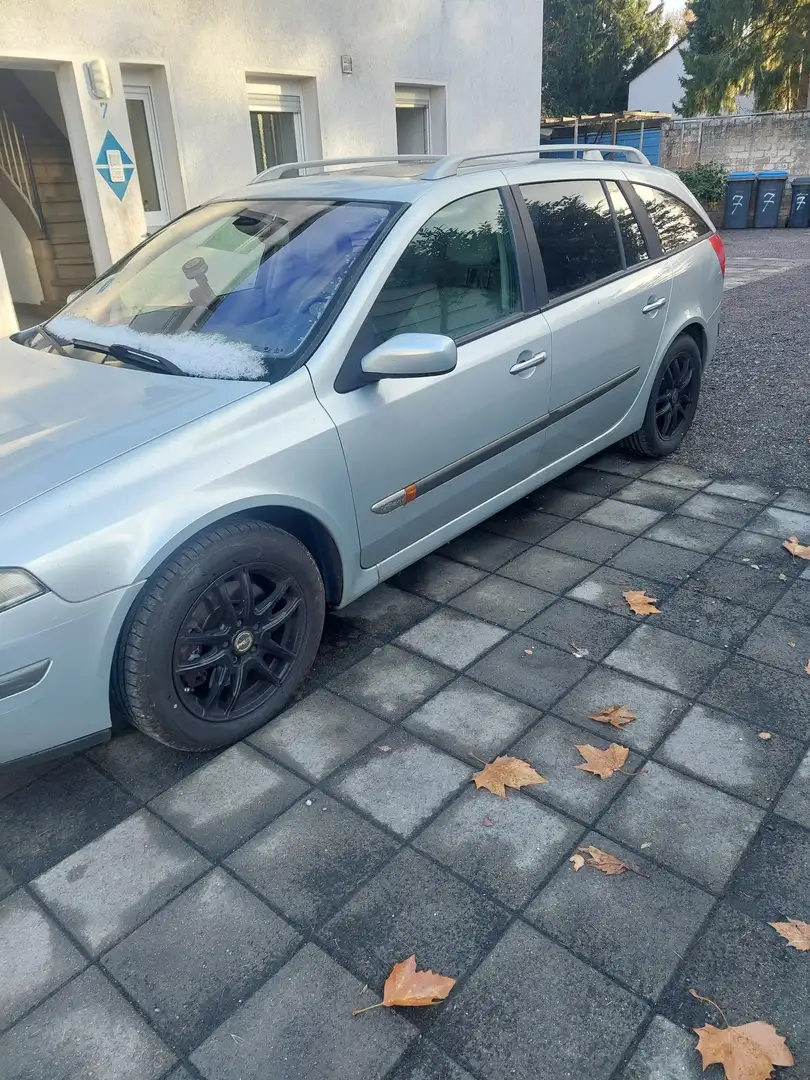 Renault Laguna Grandtour 3.0 V6 Privilege - 2